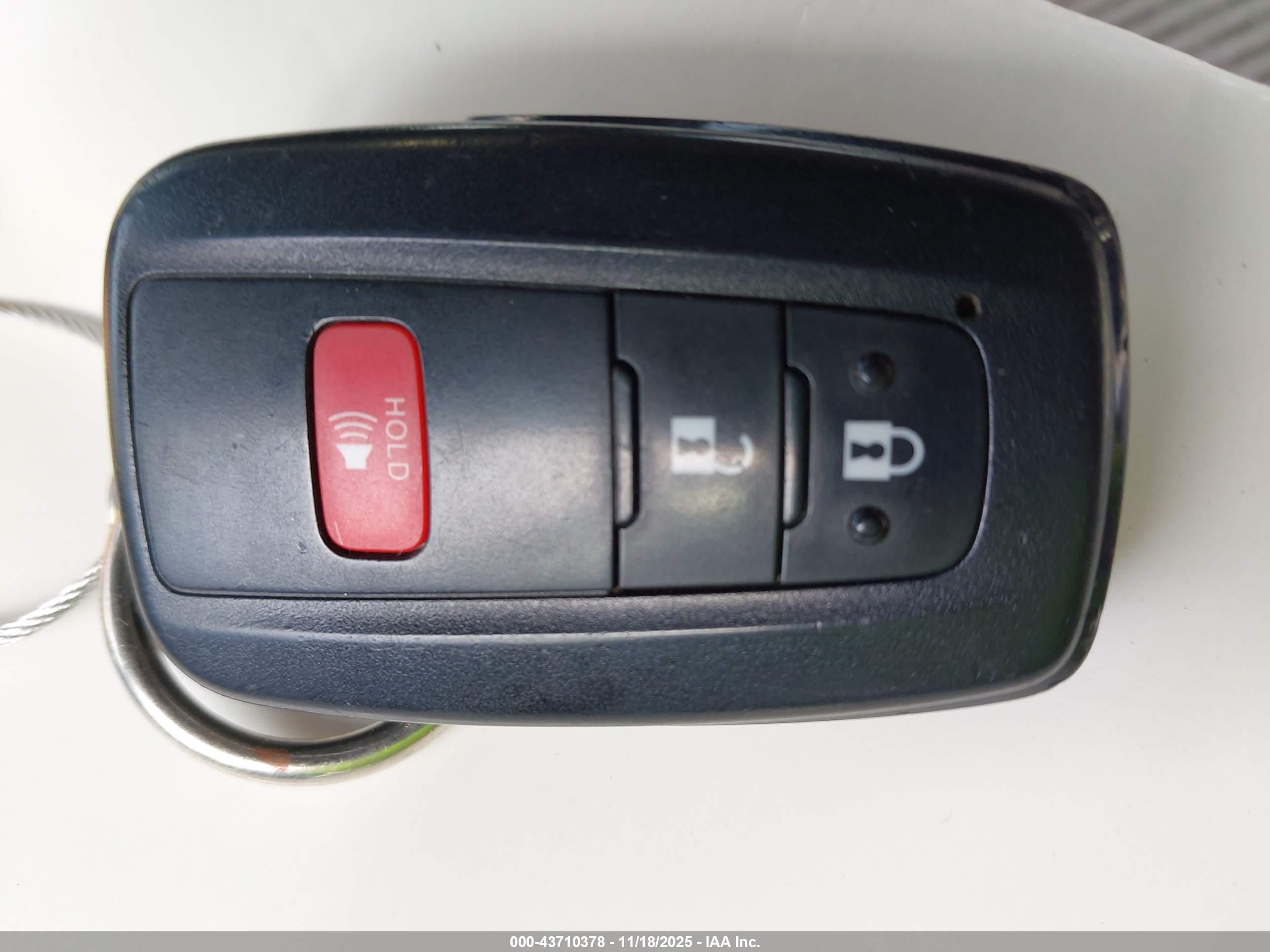 TOYOTA 4RUNNER image 11