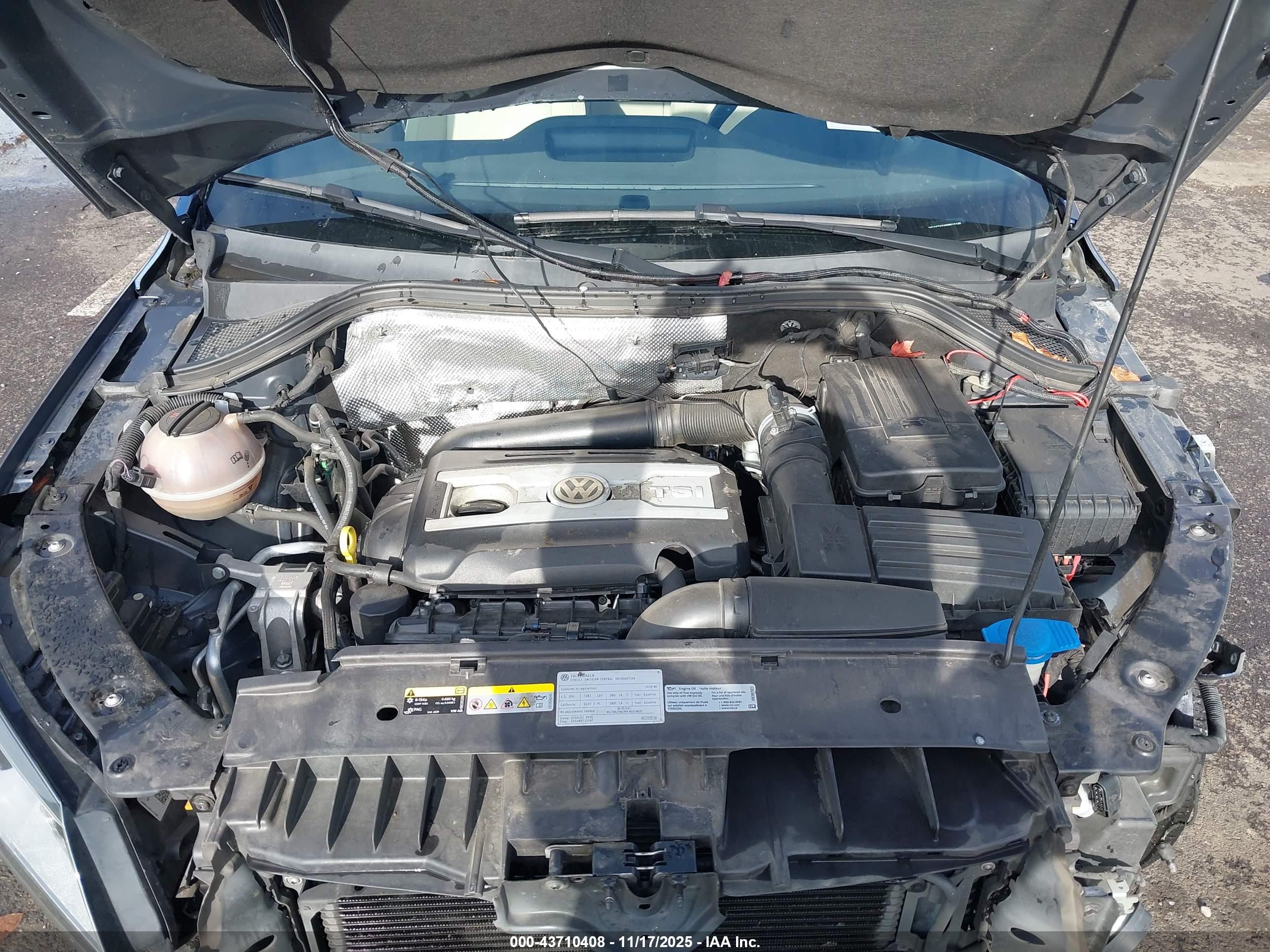 VOLKSWAGEN TIGUAN image 10