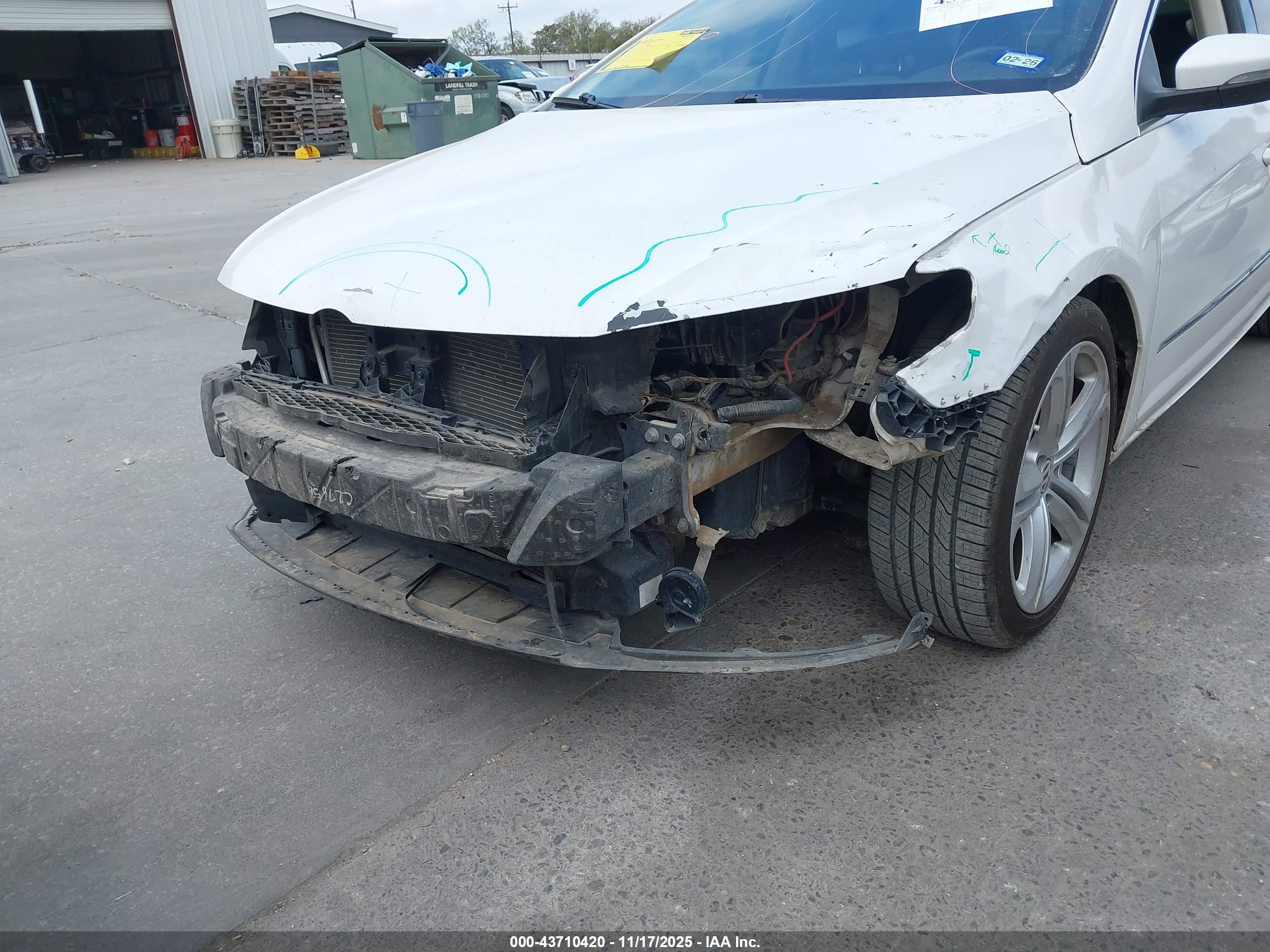VOLKSWAGEN CC image 6