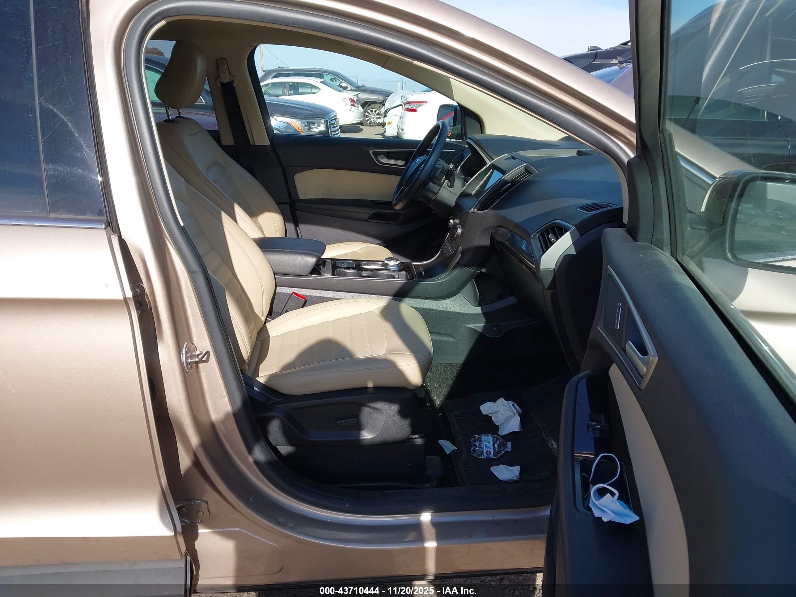 FORD EDGE image 5
