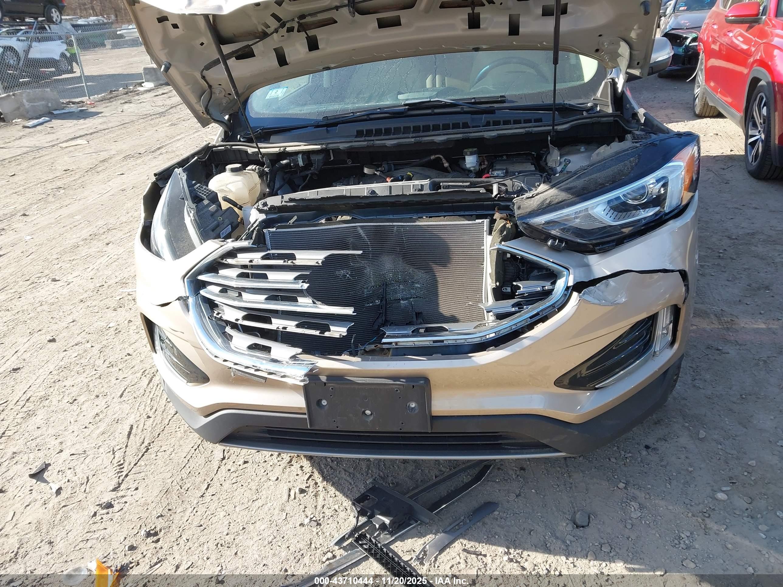 FORD EDGE image 6