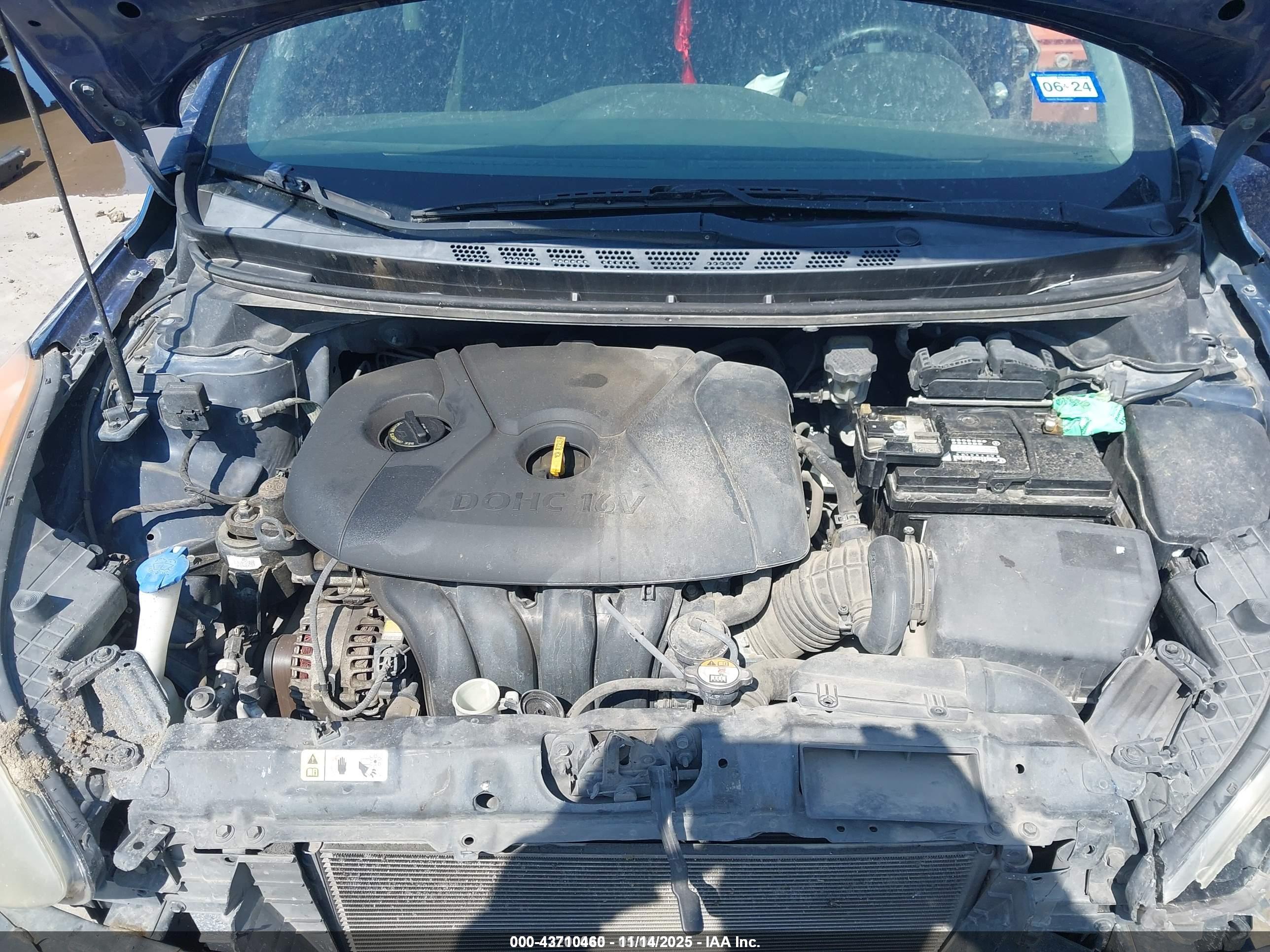 HYUNDAI ELANTRA image 10