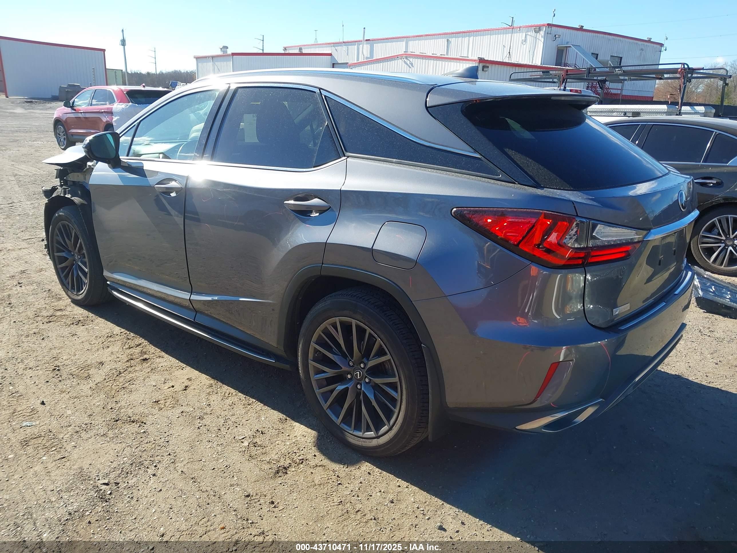 LEXUS RX image 3
