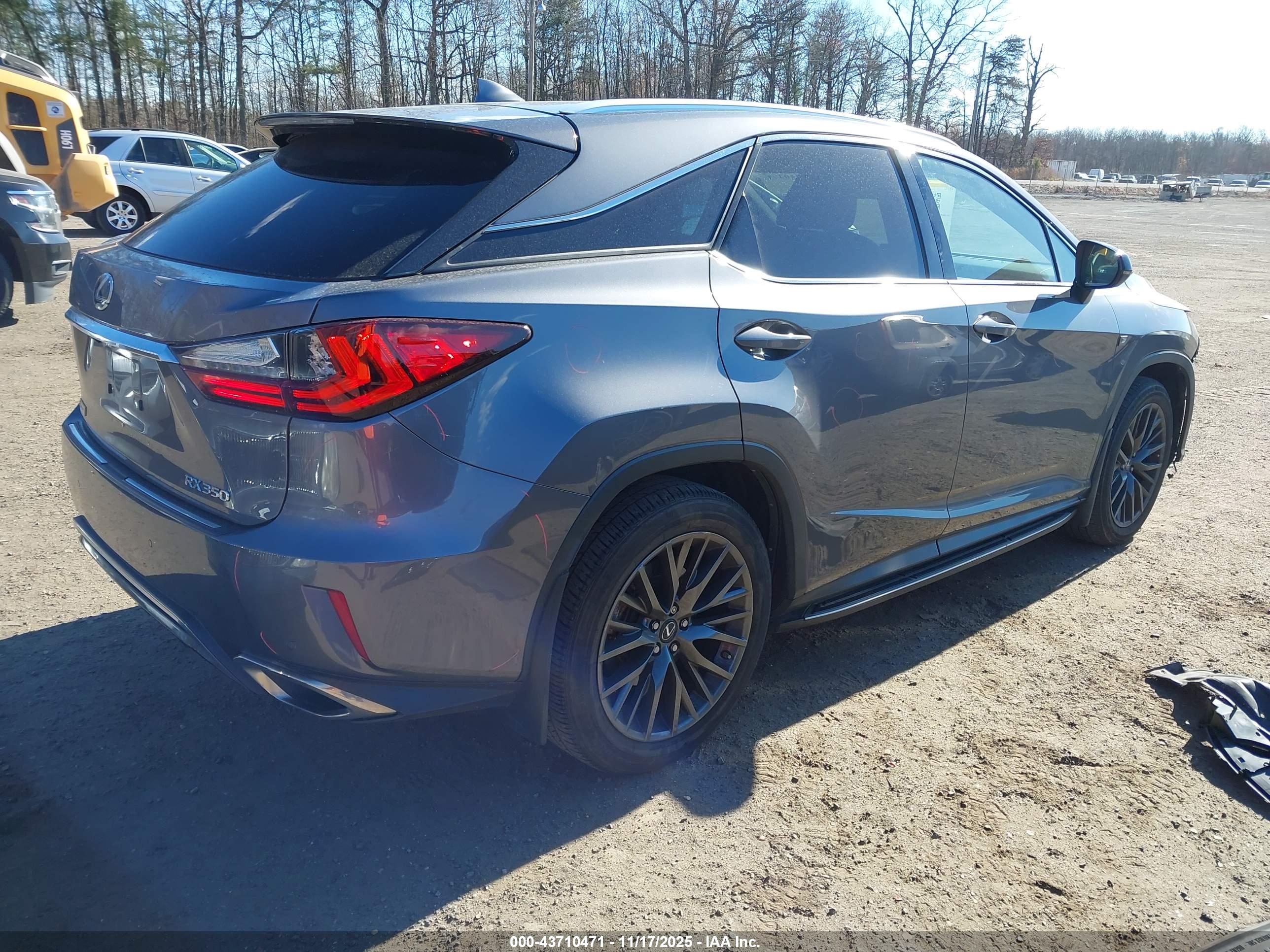LEXUS RX image 4