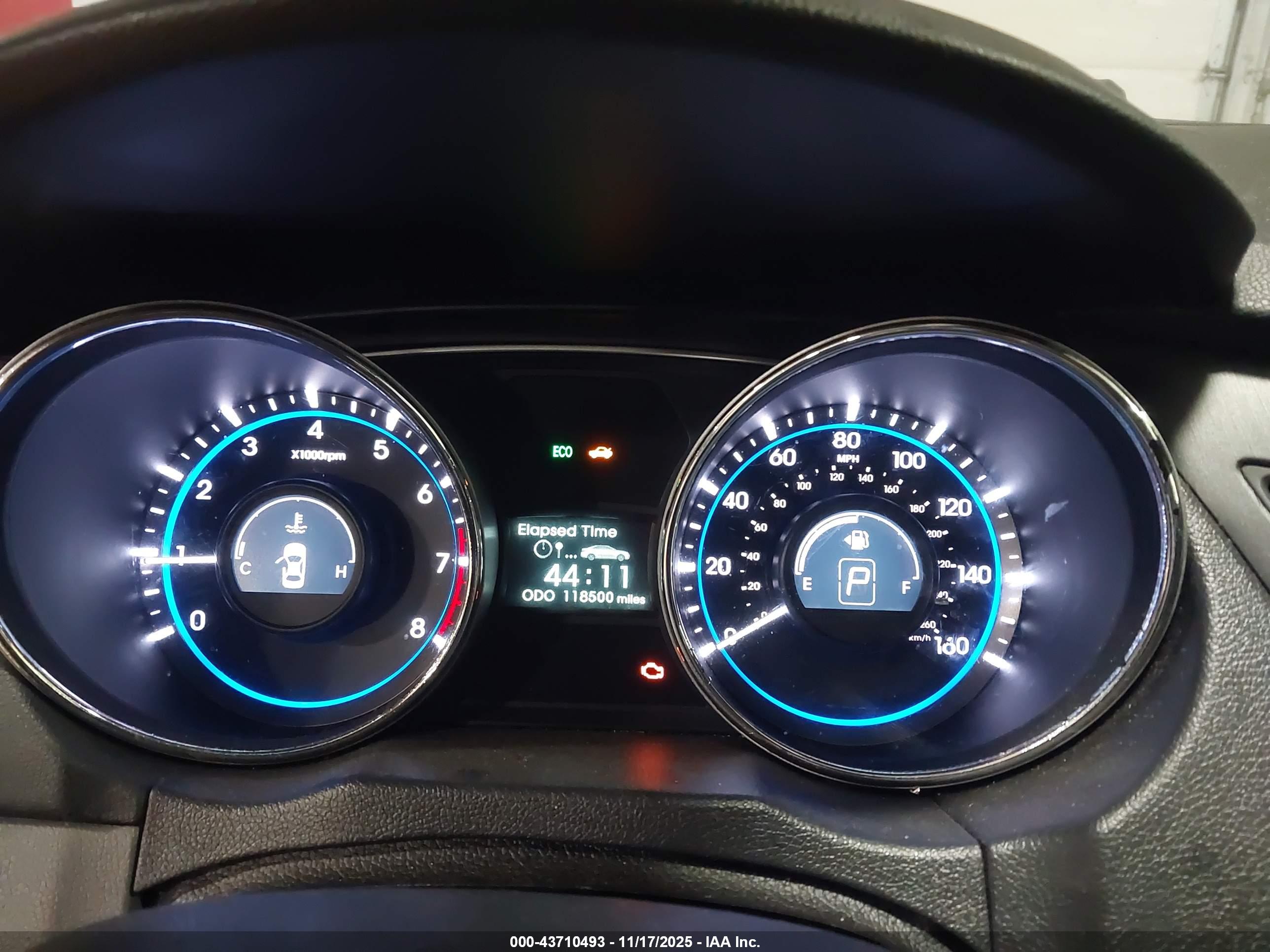 HYUNDAI SONATA image 7