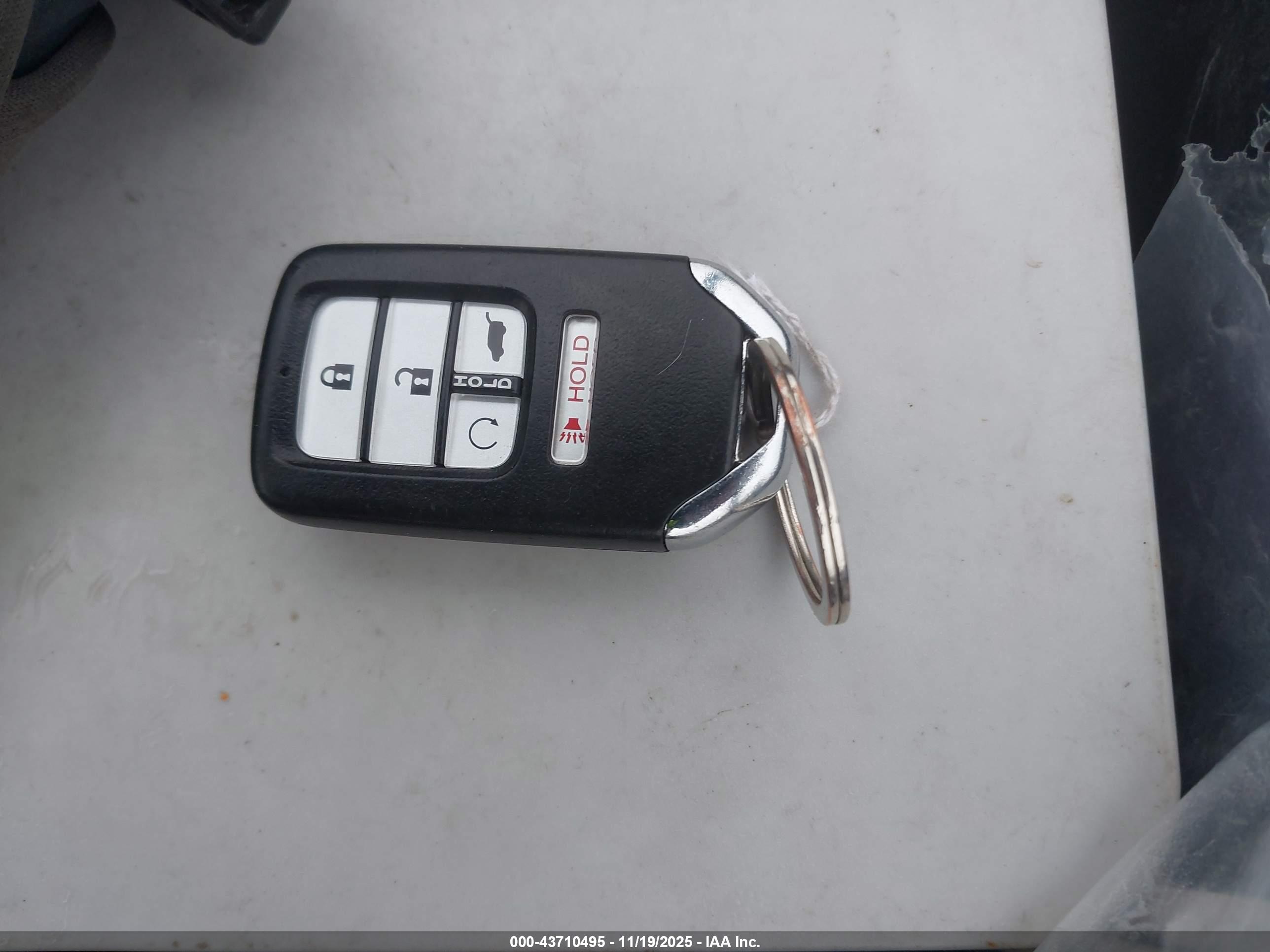 HONDA CR-V image 11