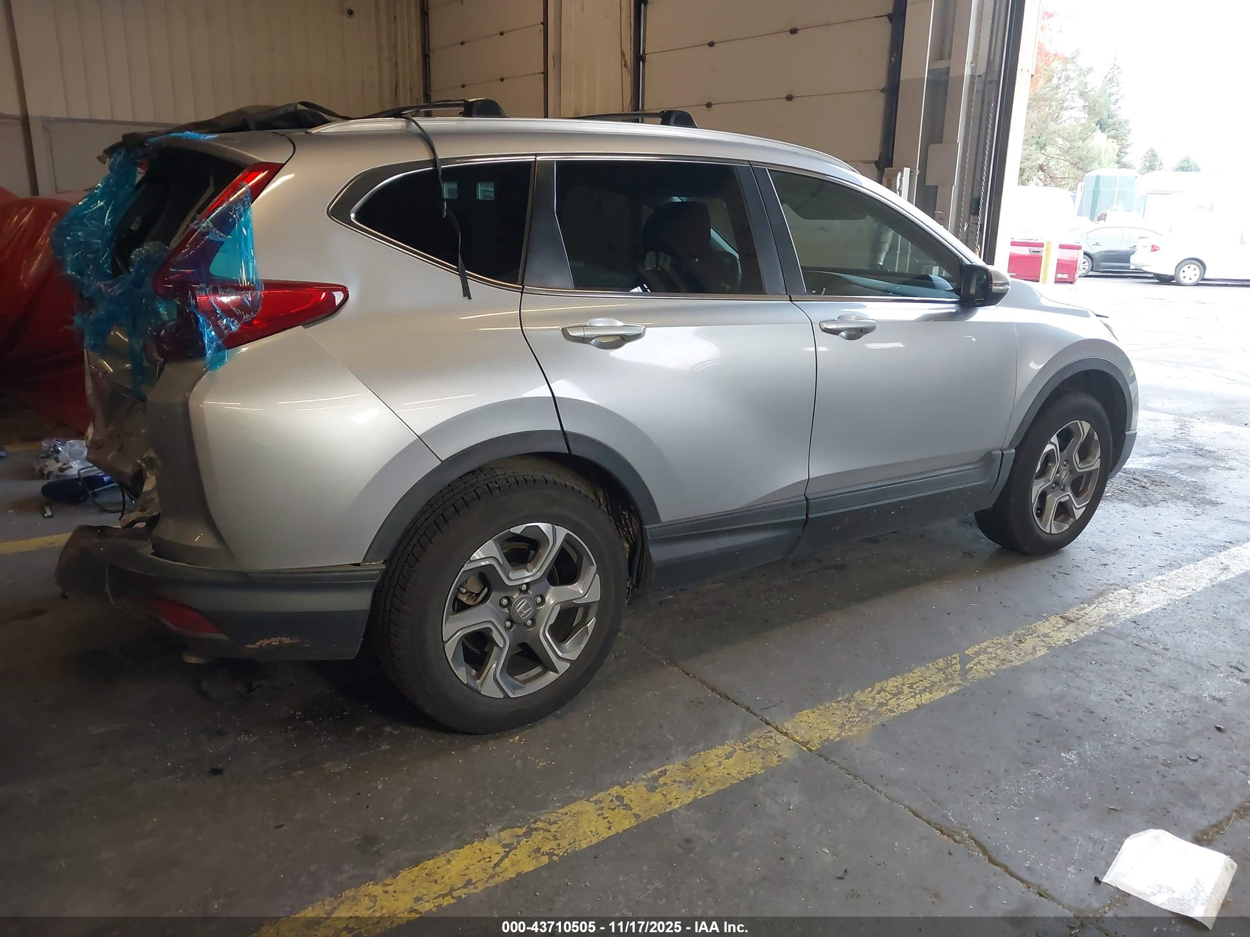 HONDA CR-V image 4