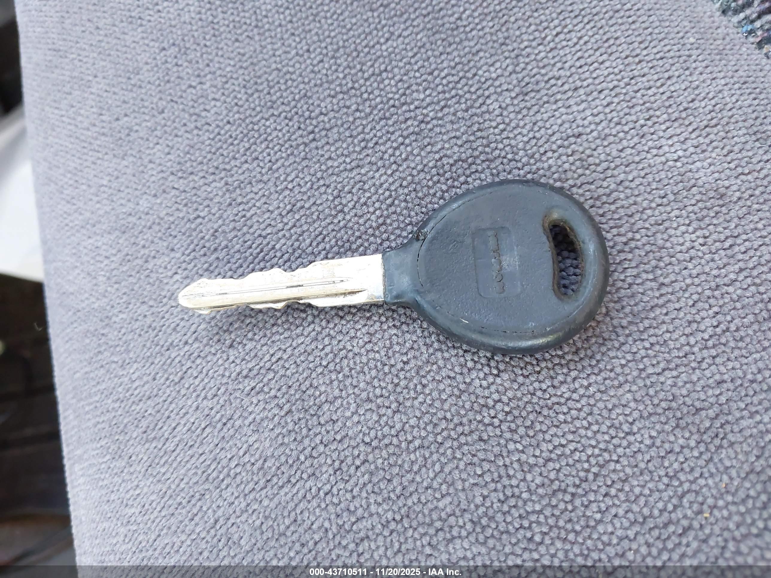 DODGE DAKOTA image 11