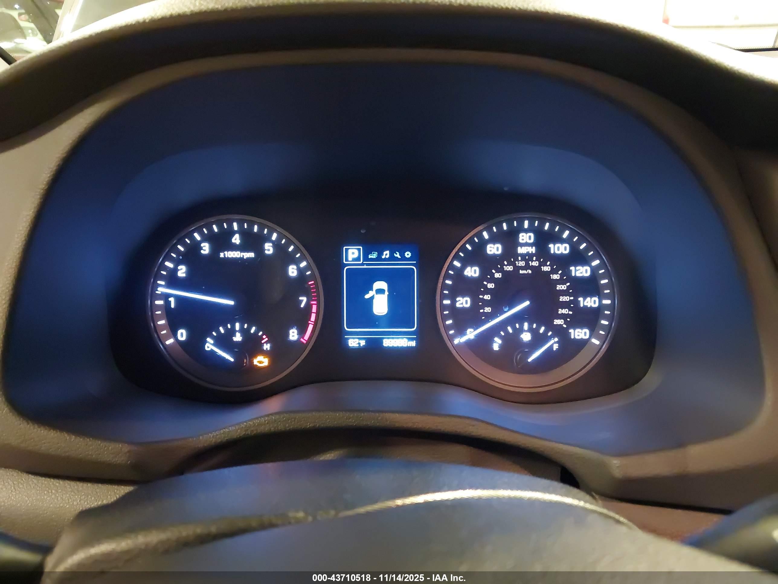 HYUNDAI TUCSON image 7