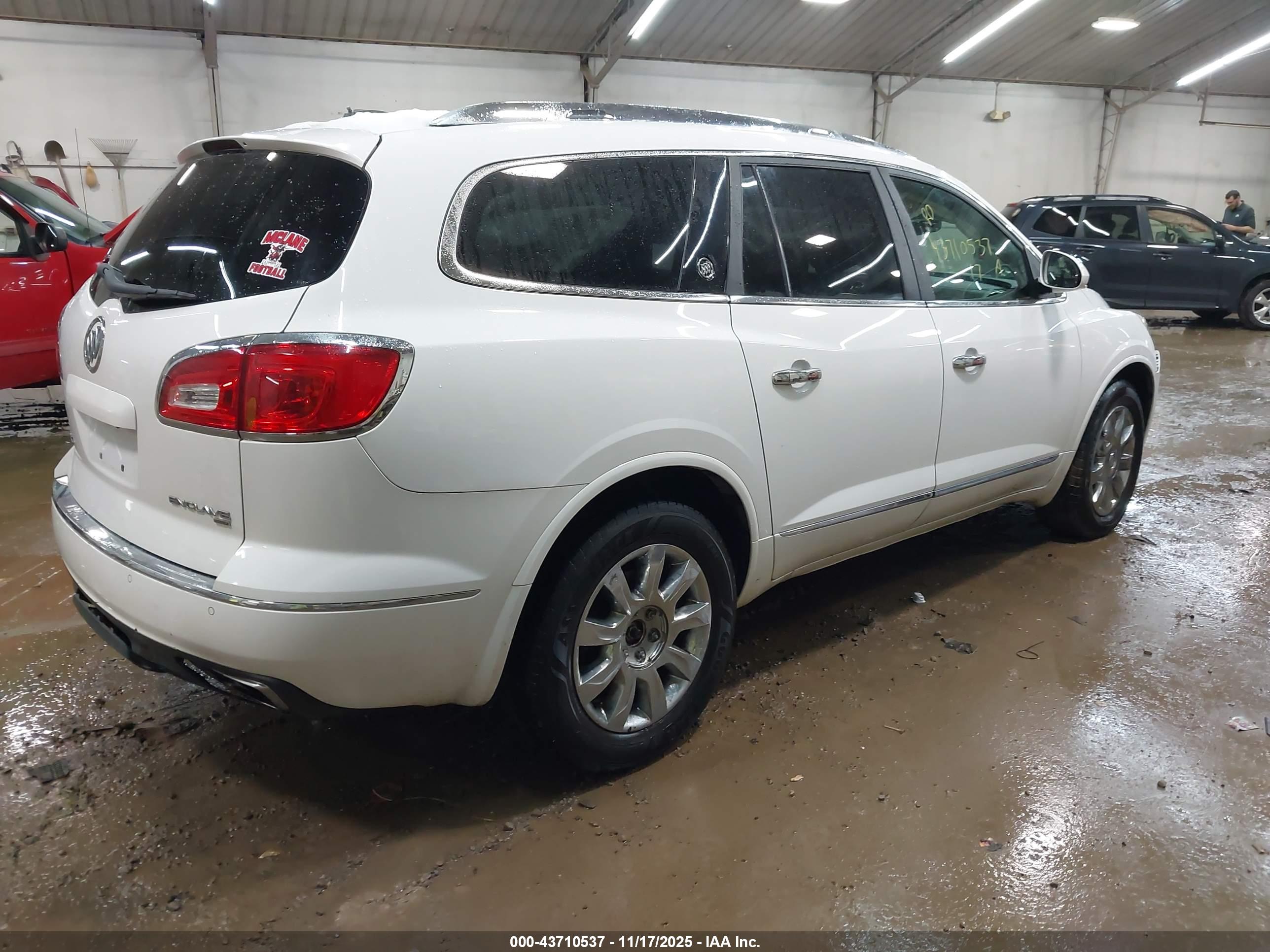 BUICK ENCLAVE image 4