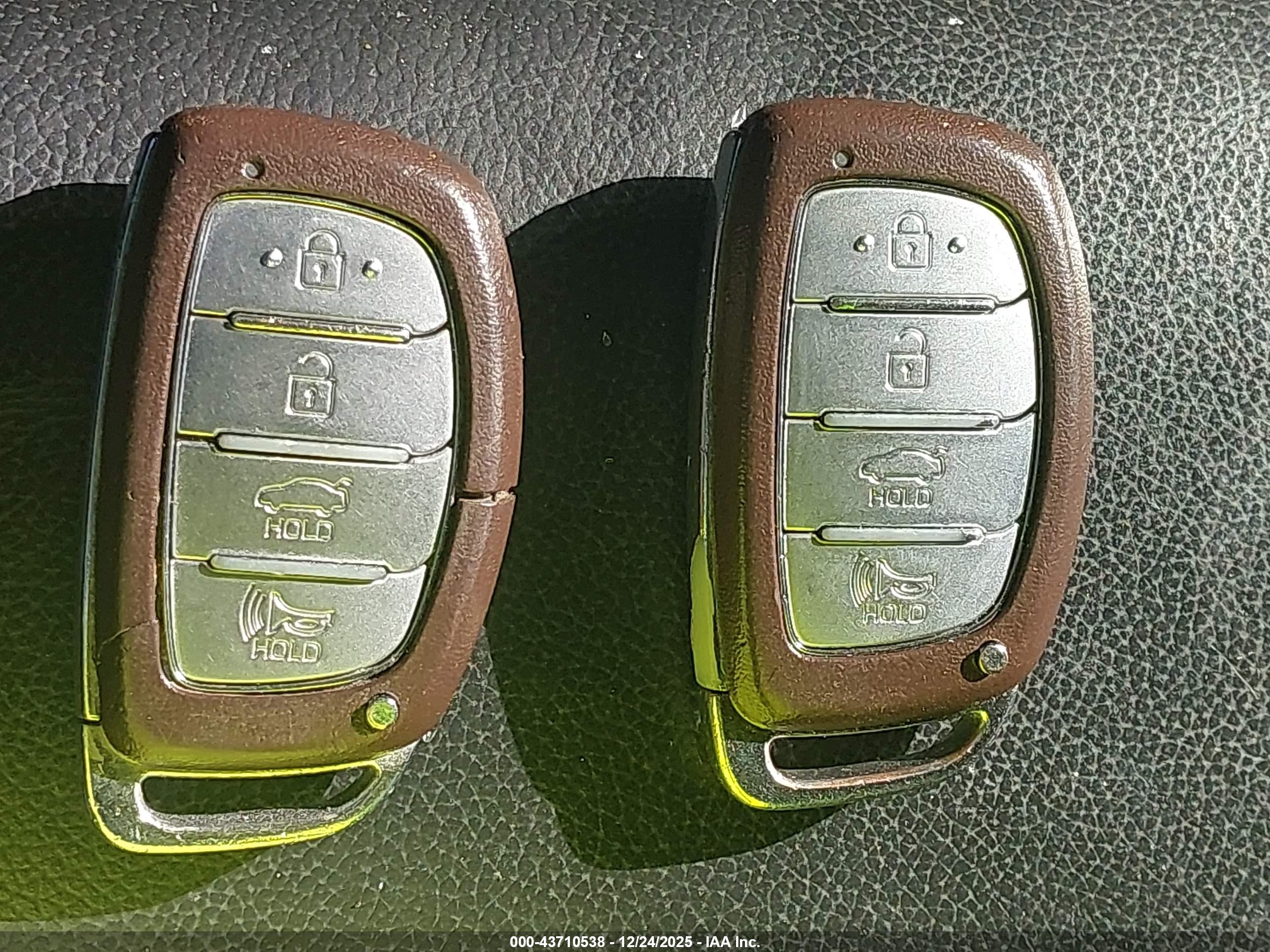 HYUNDAI SONATA image 11