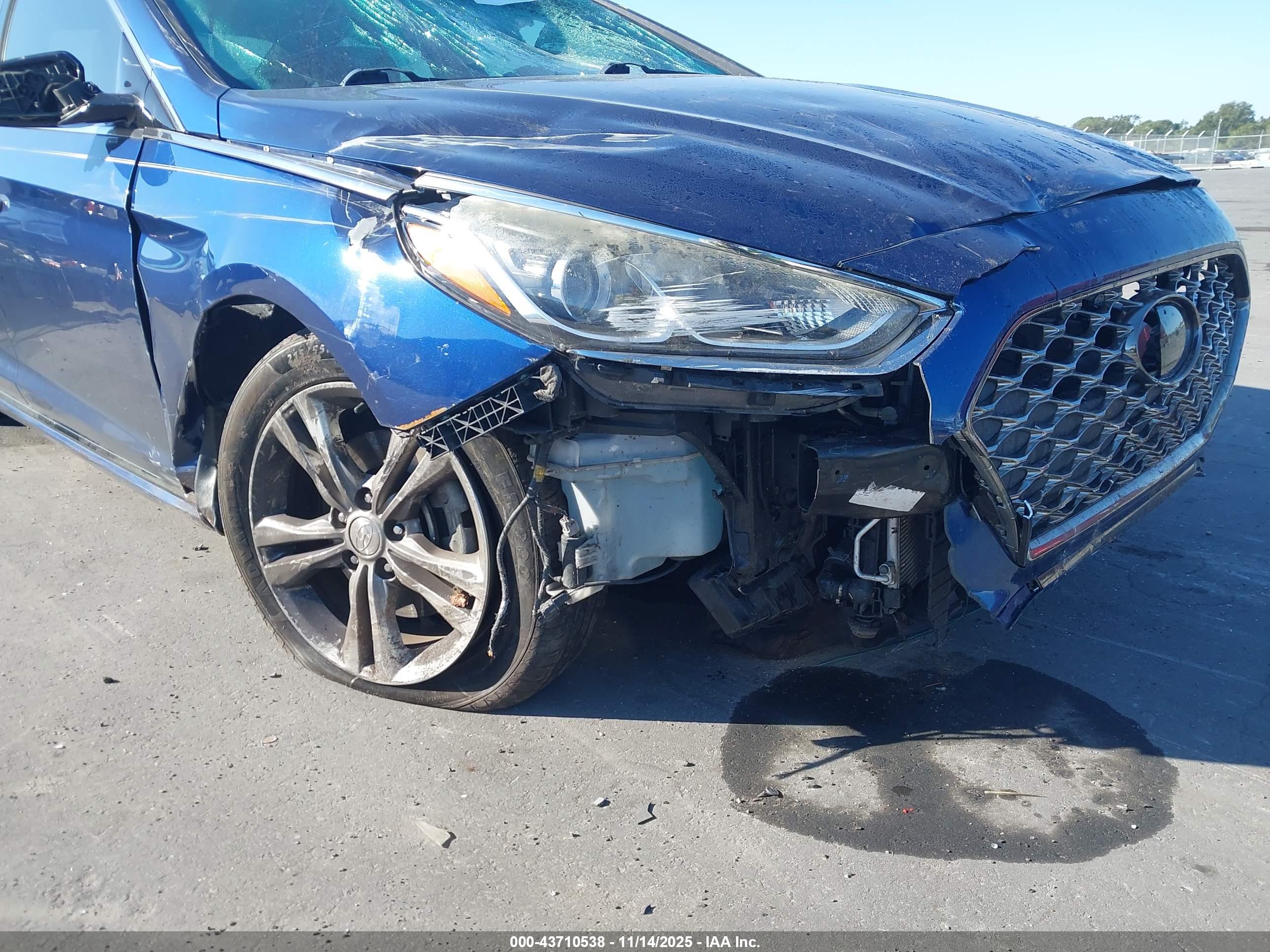 HYUNDAI SONATA image 6