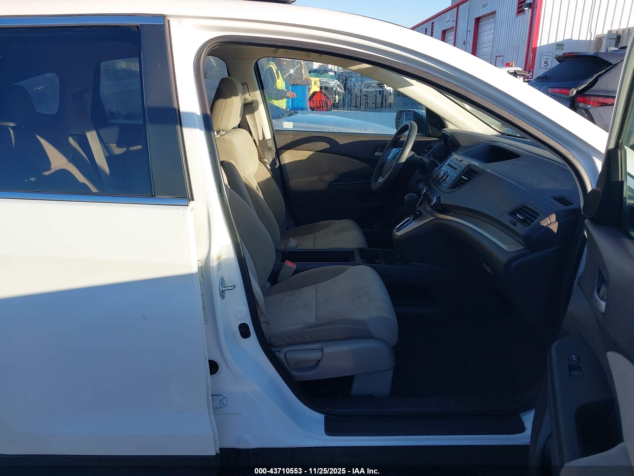 HONDA CR-V image 5
