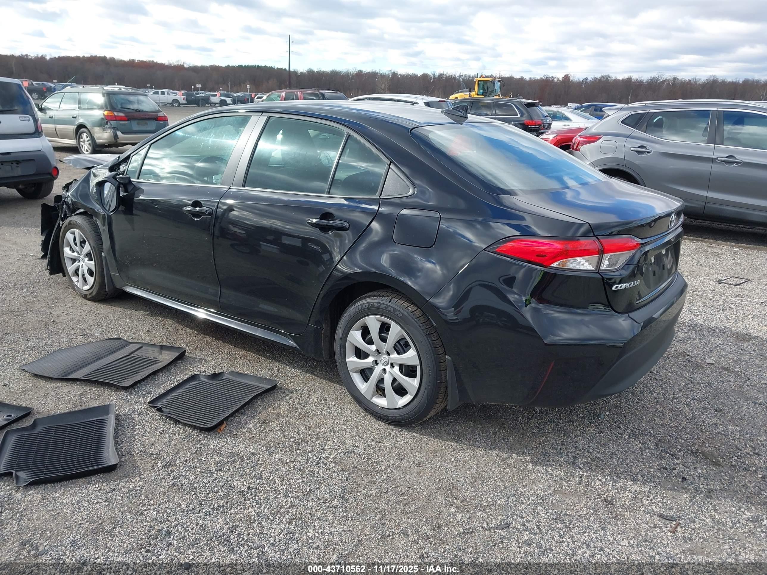 TOYOTA COROLLA image 3