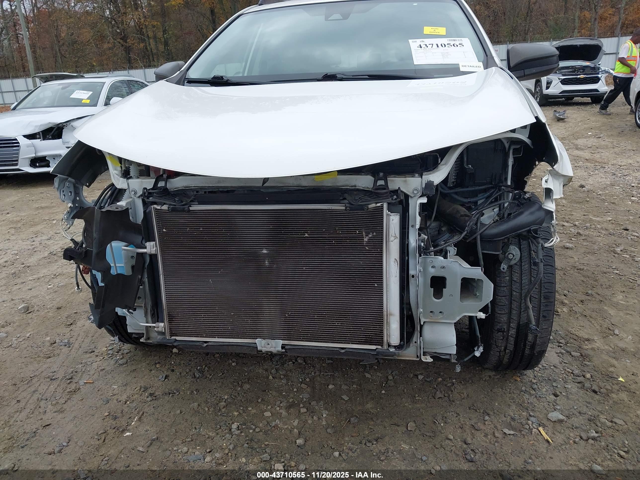 TOYOTA RAV4 image 6