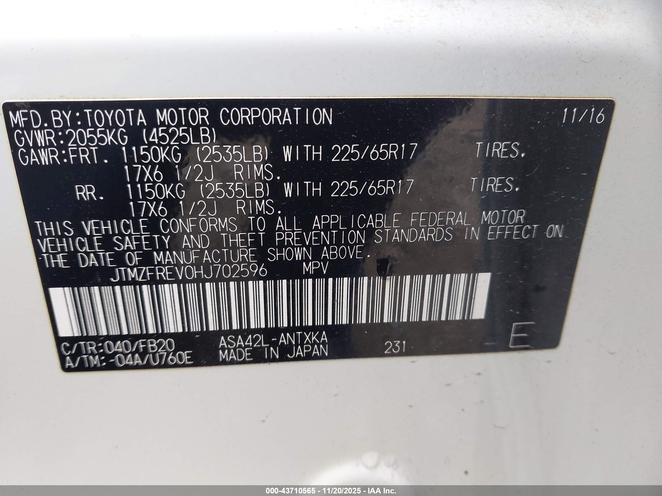 TOYOTA RAV4 image 9