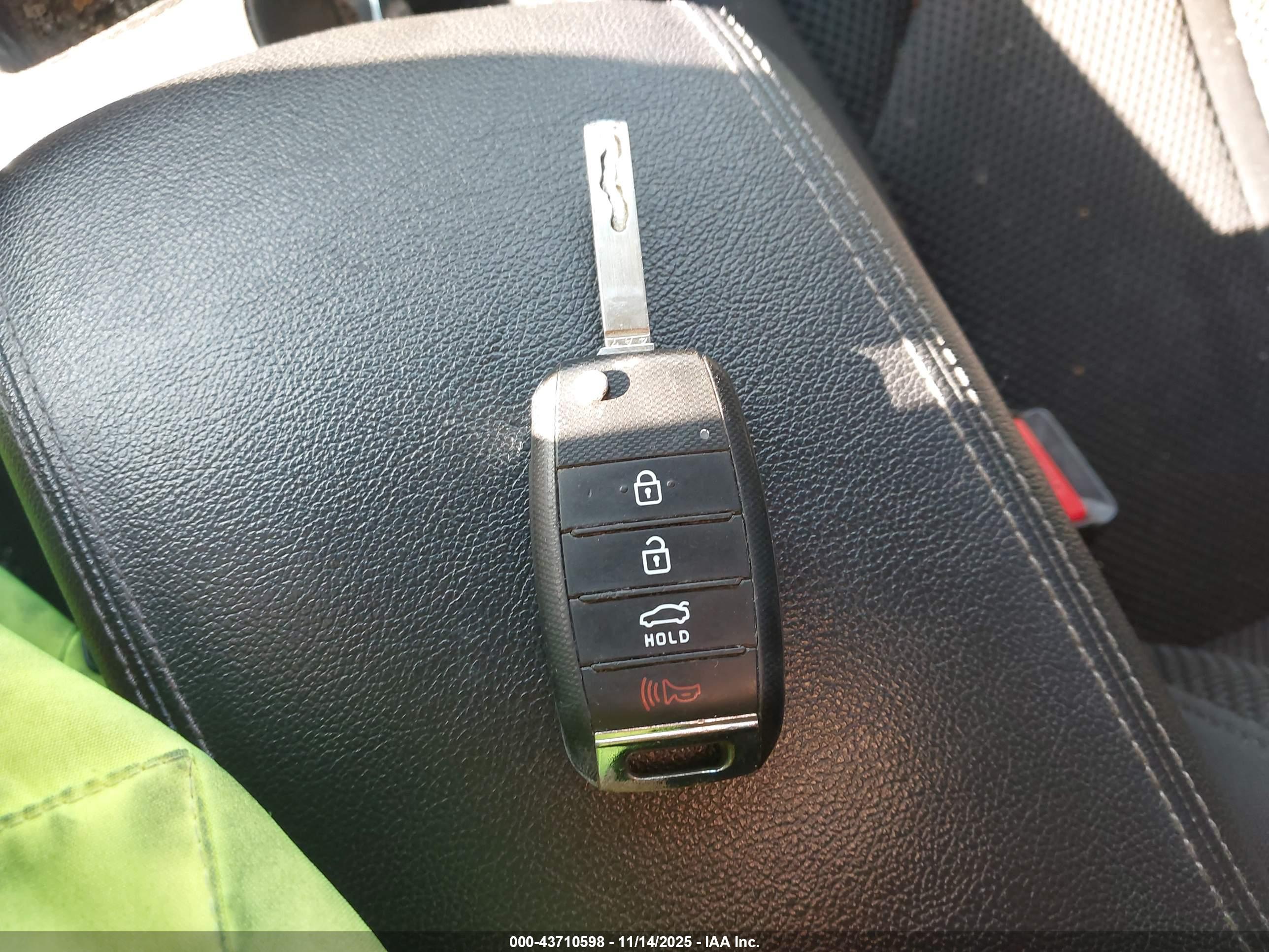 KIA OPTIMA image 11