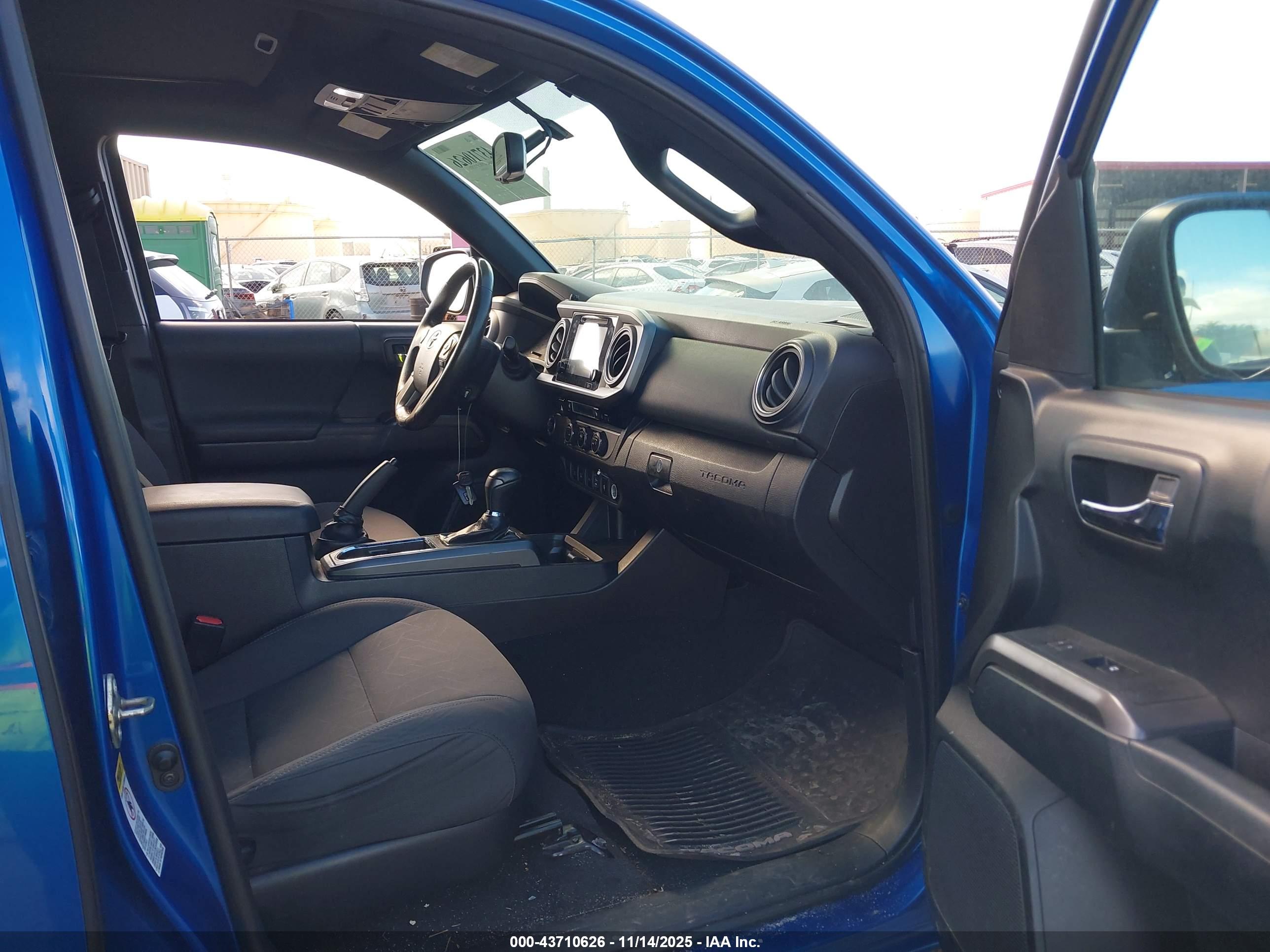 TOYOTA TACOMA image 5