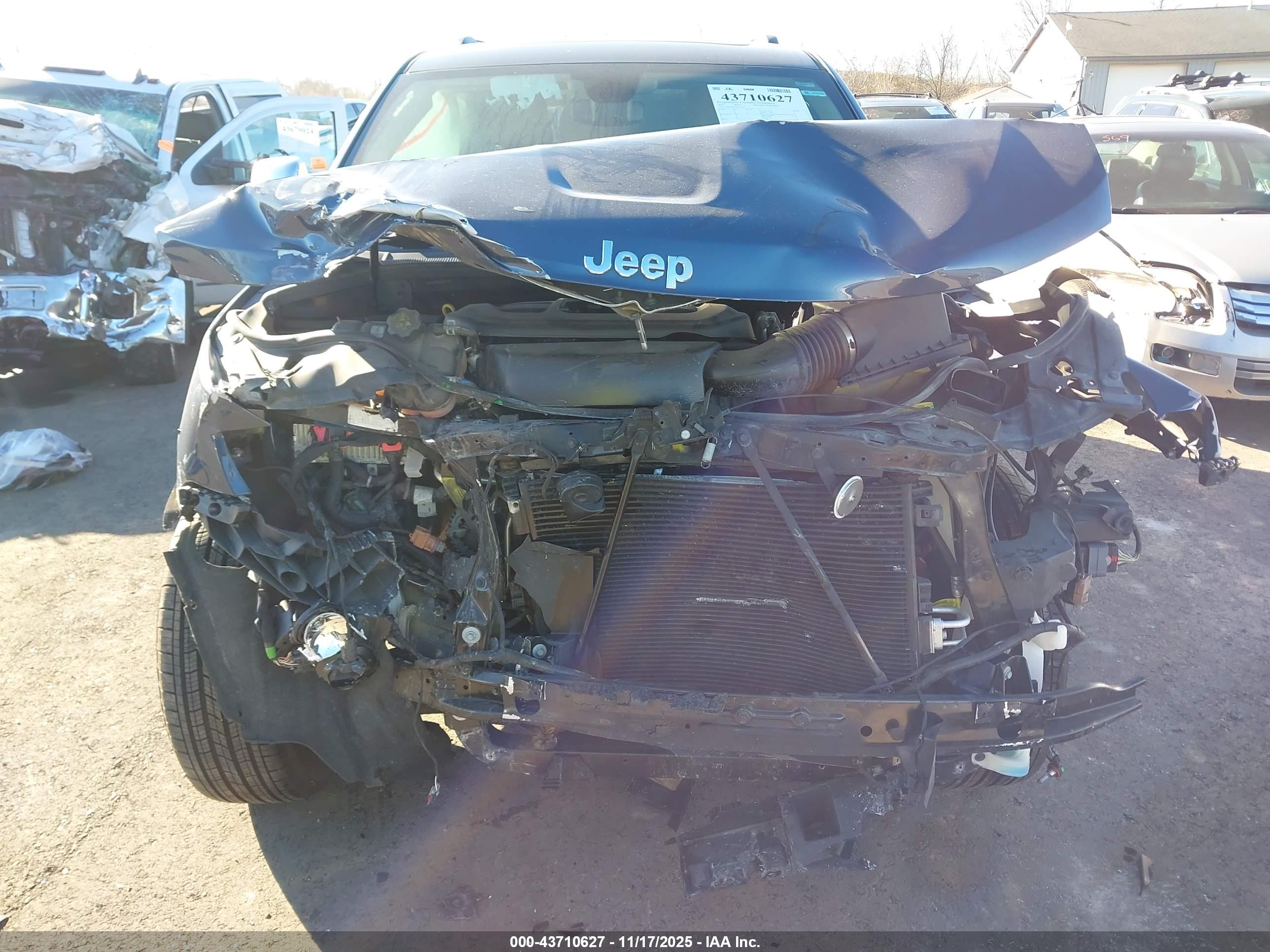 JEEP GRAND image 6