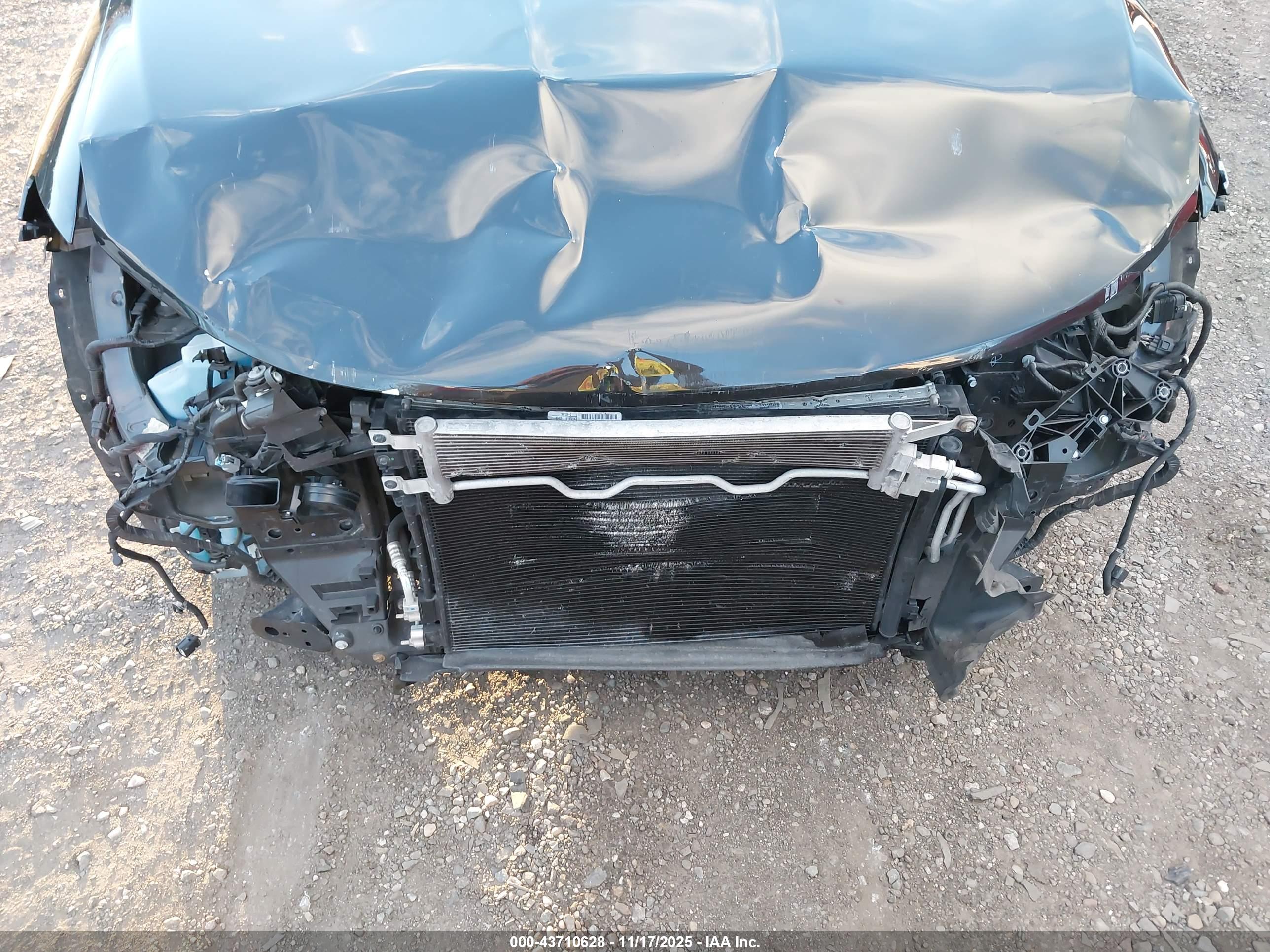 CHRYSLER PACIFICA image 6