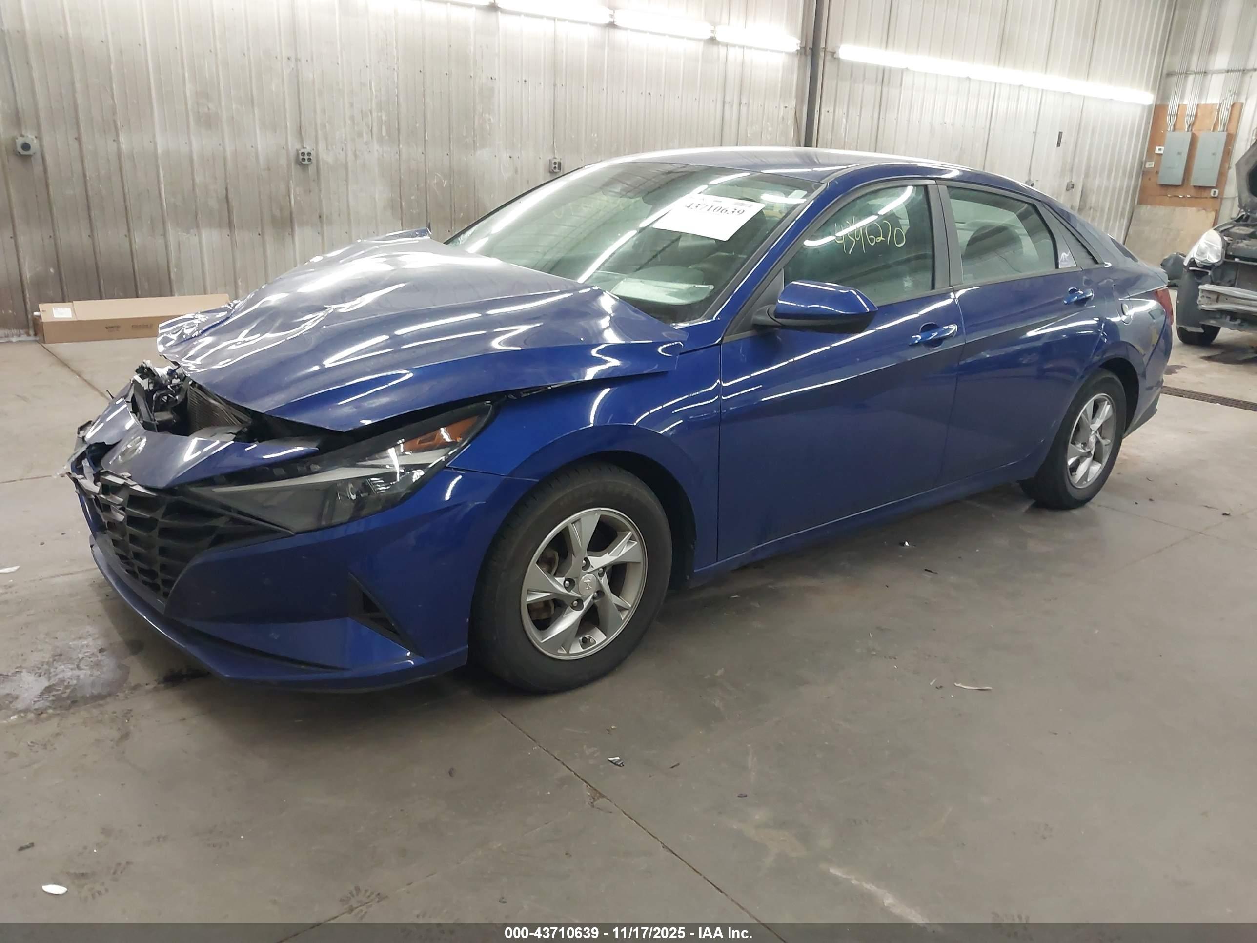 HYUNDAI ELANTRA image 2