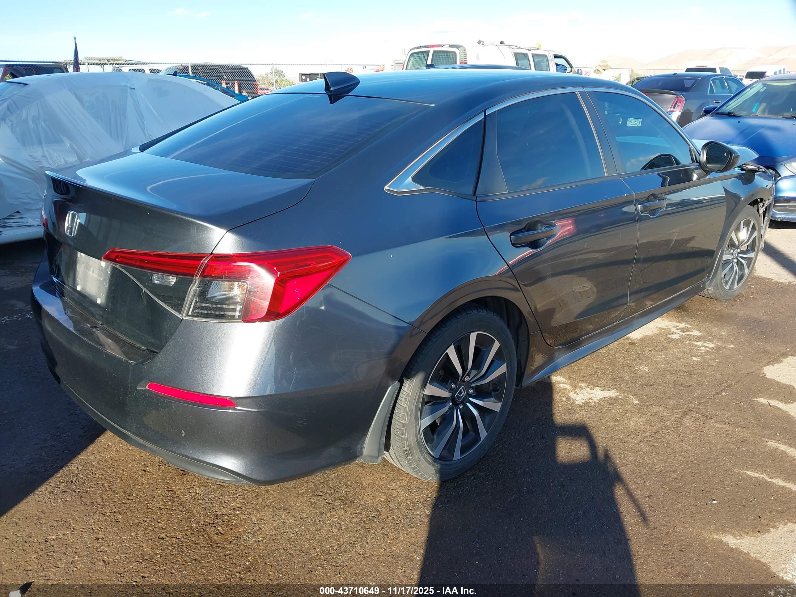 HONDA CIVIC image 4
