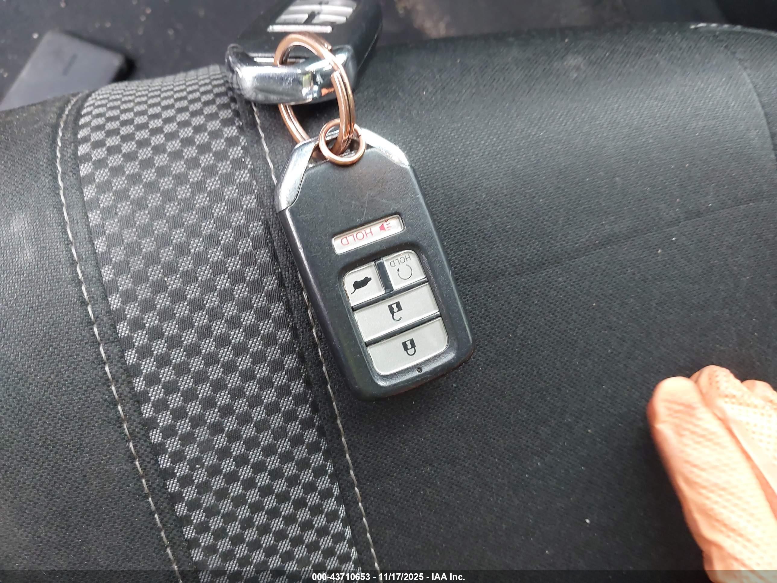 HONDA CIVIC image 11