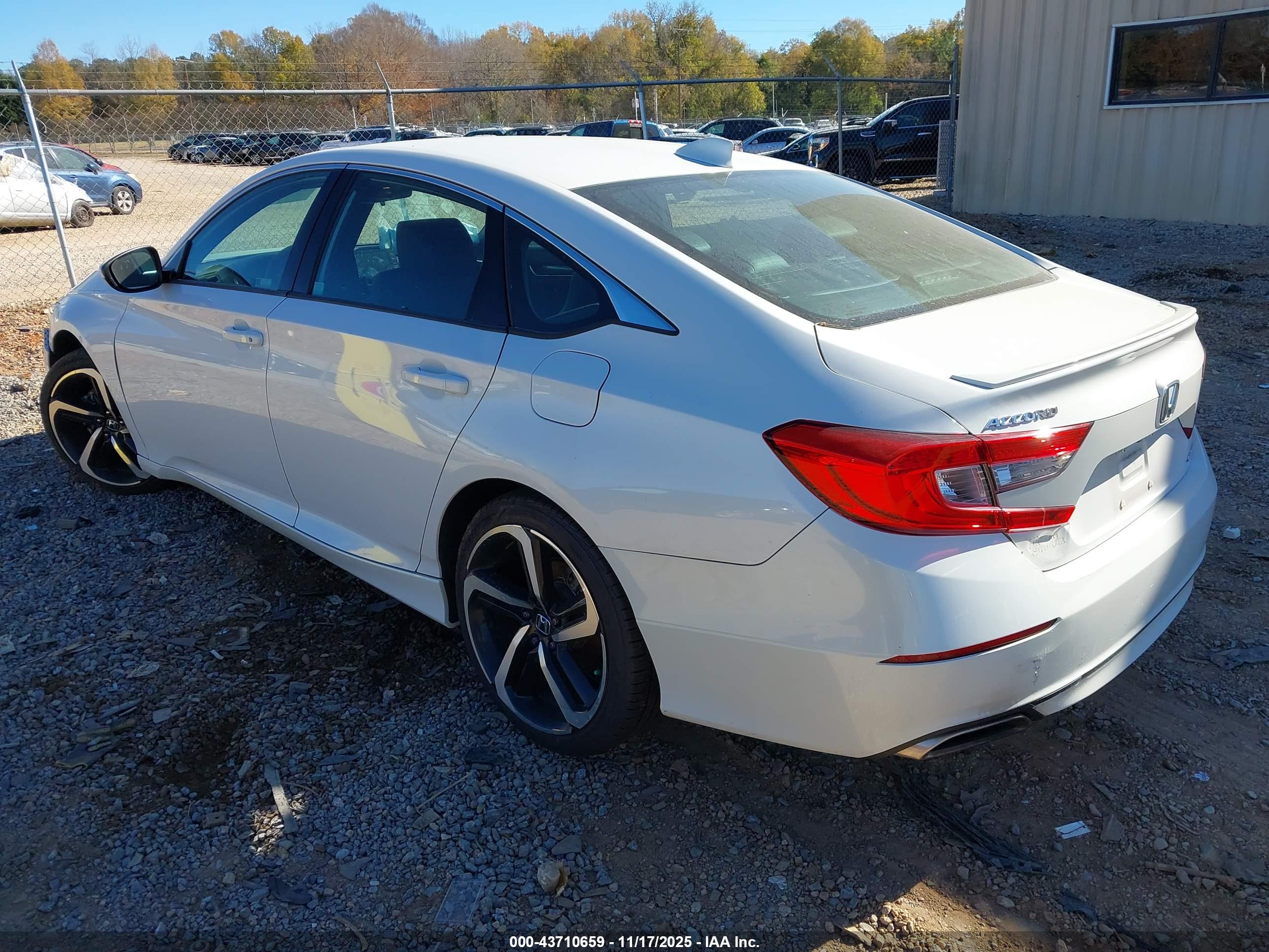 HONDA ACCORD image 3