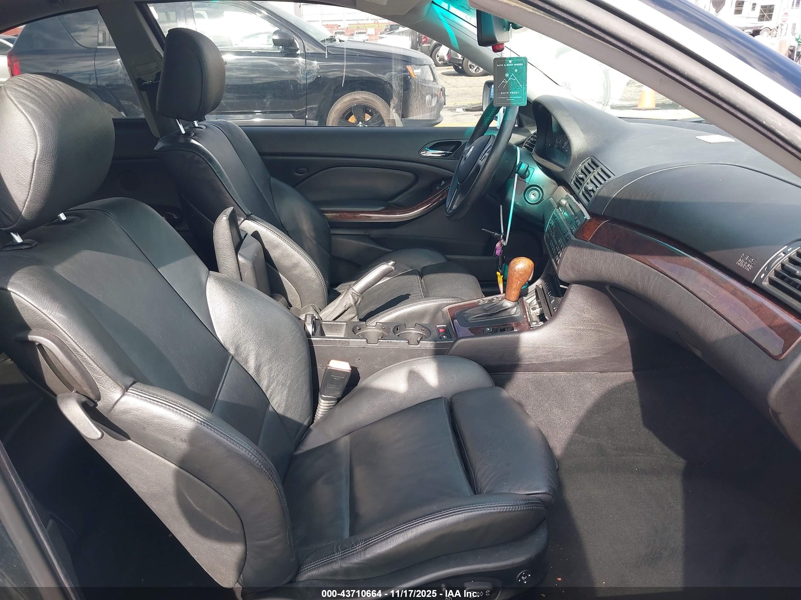 BMW 325CI image 5