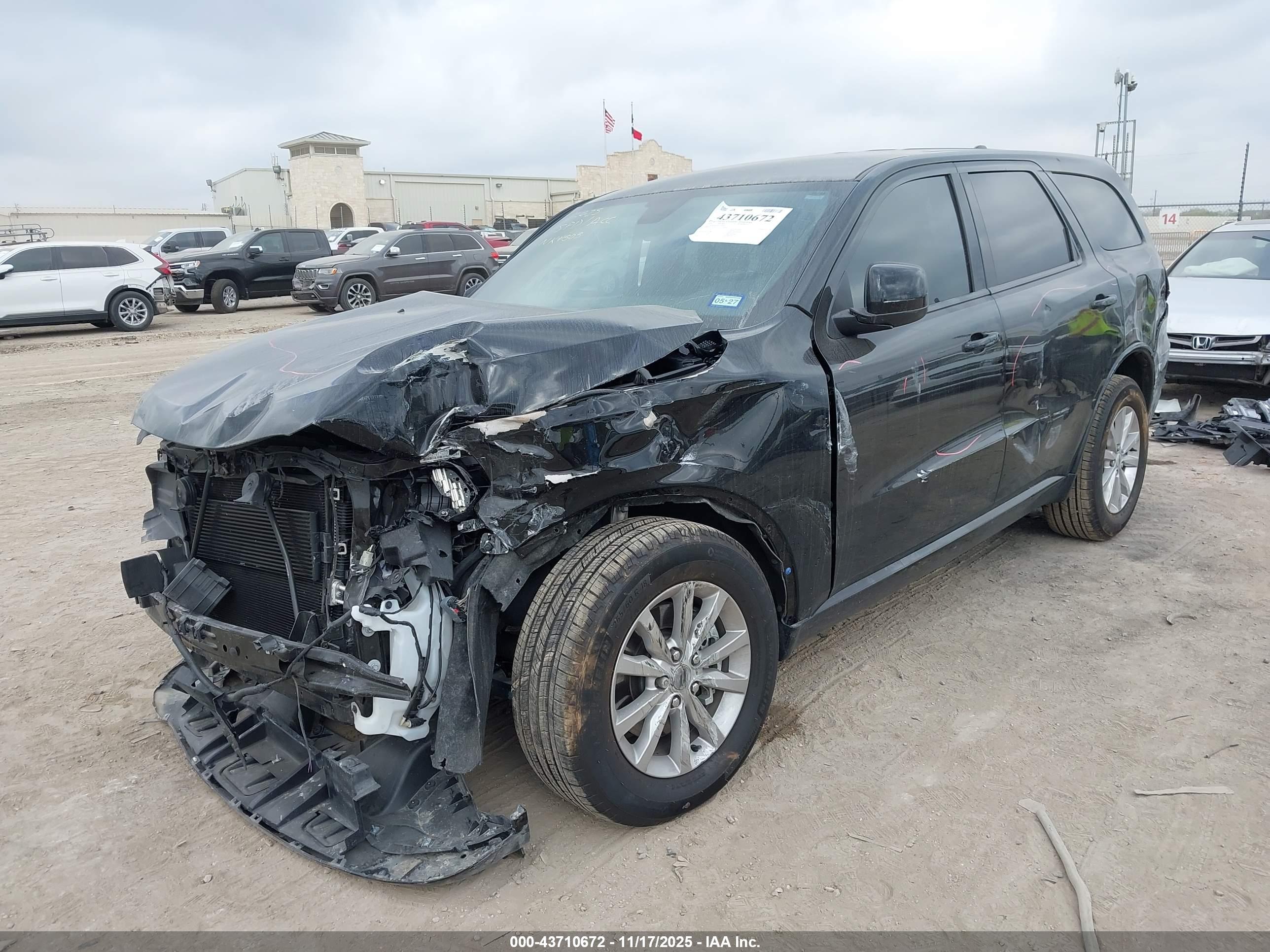DODGE DURANGO image 2