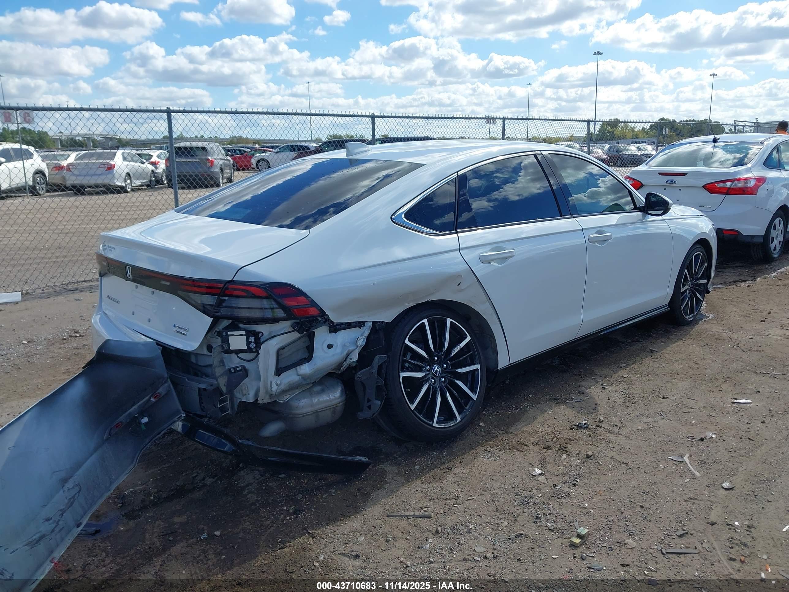 HONDA ACCORD image 4