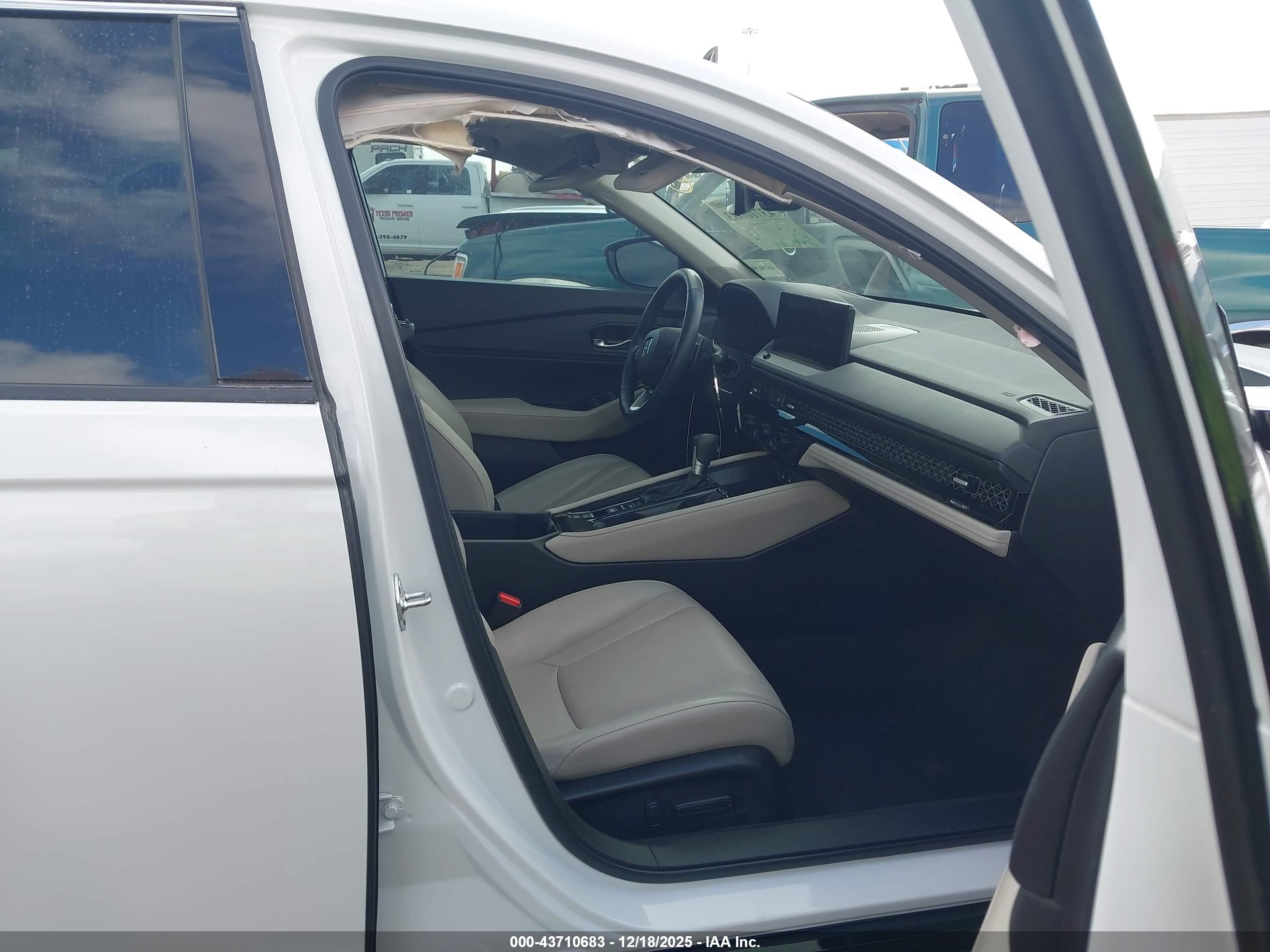 HONDA ACCORD image 5