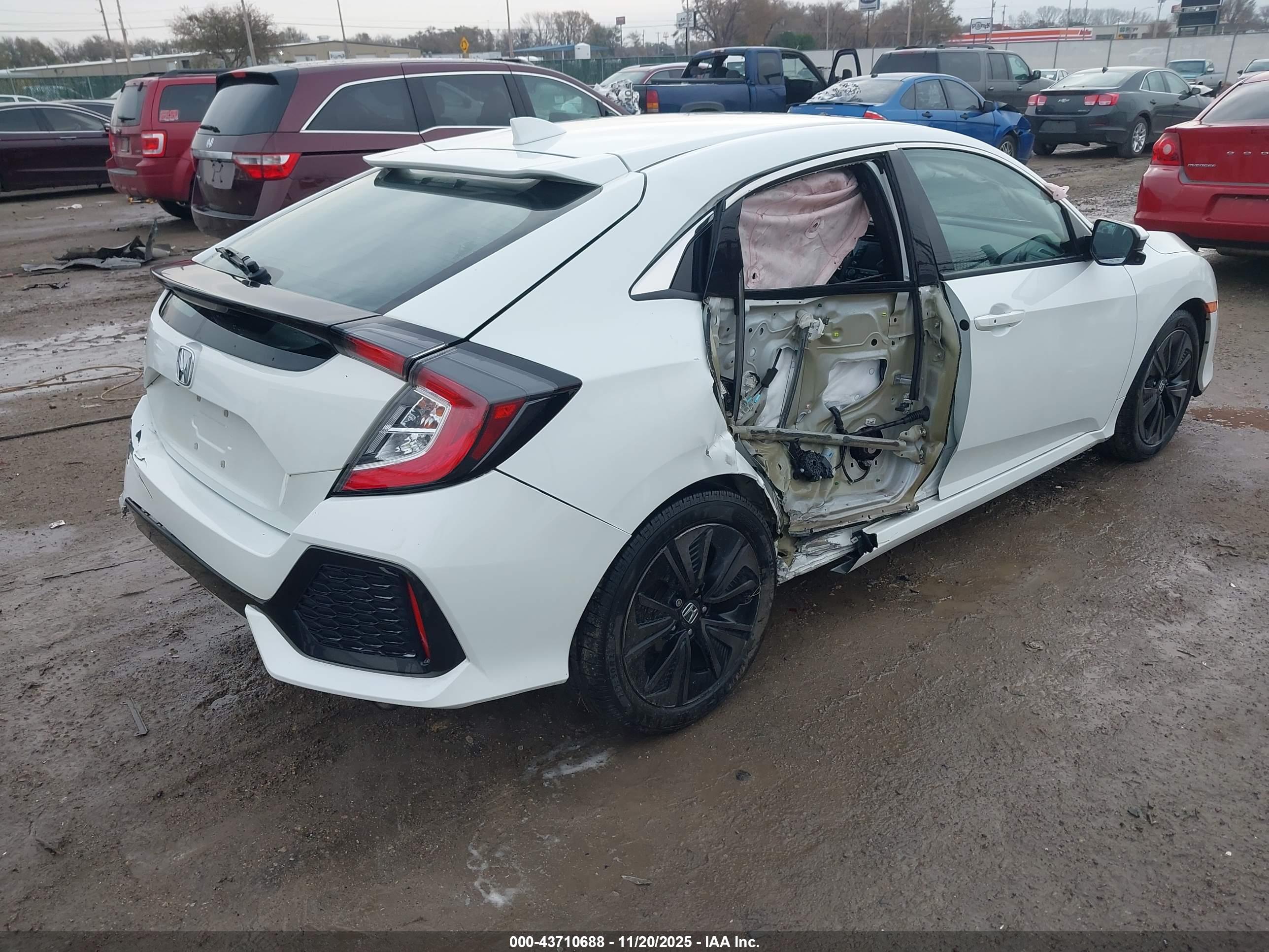 HONDA CIVIC image 4
