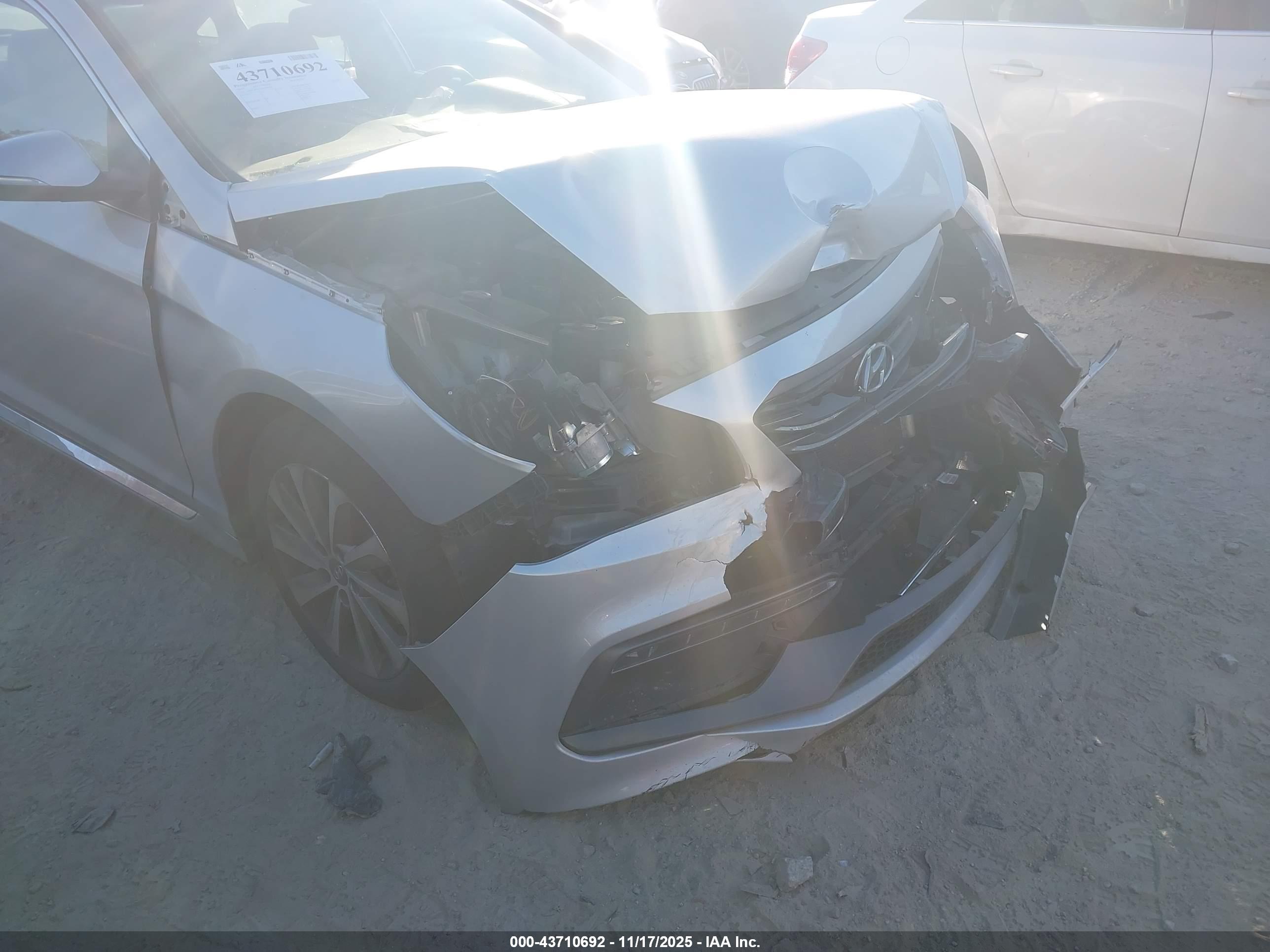 HYUNDAI SONATA image 6