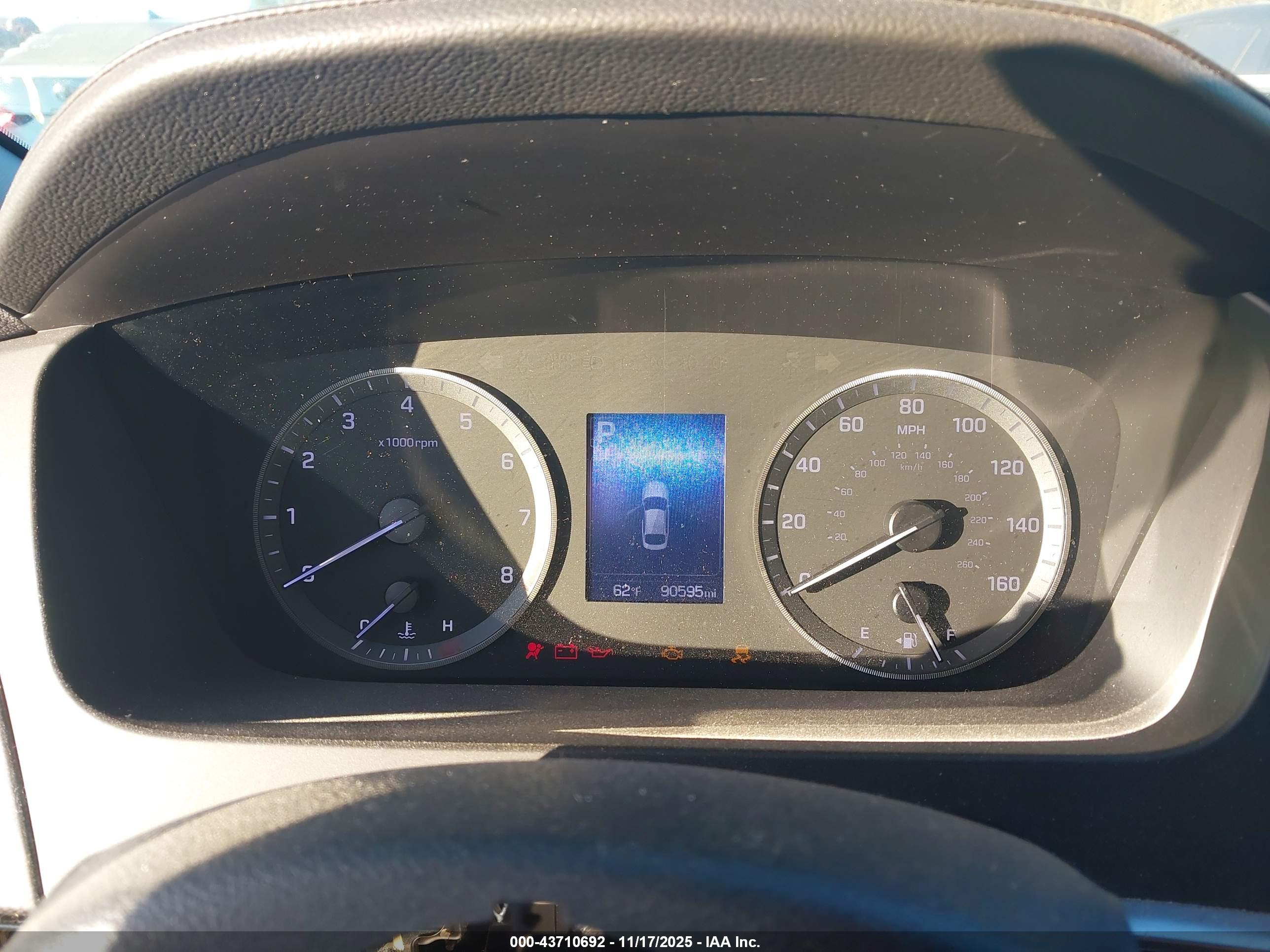 HYUNDAI SONATA image 7
