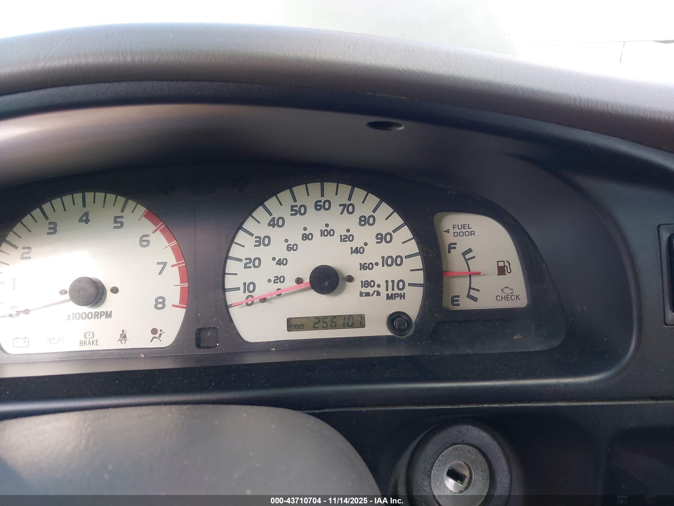 TOYOTA TACOMA image 7