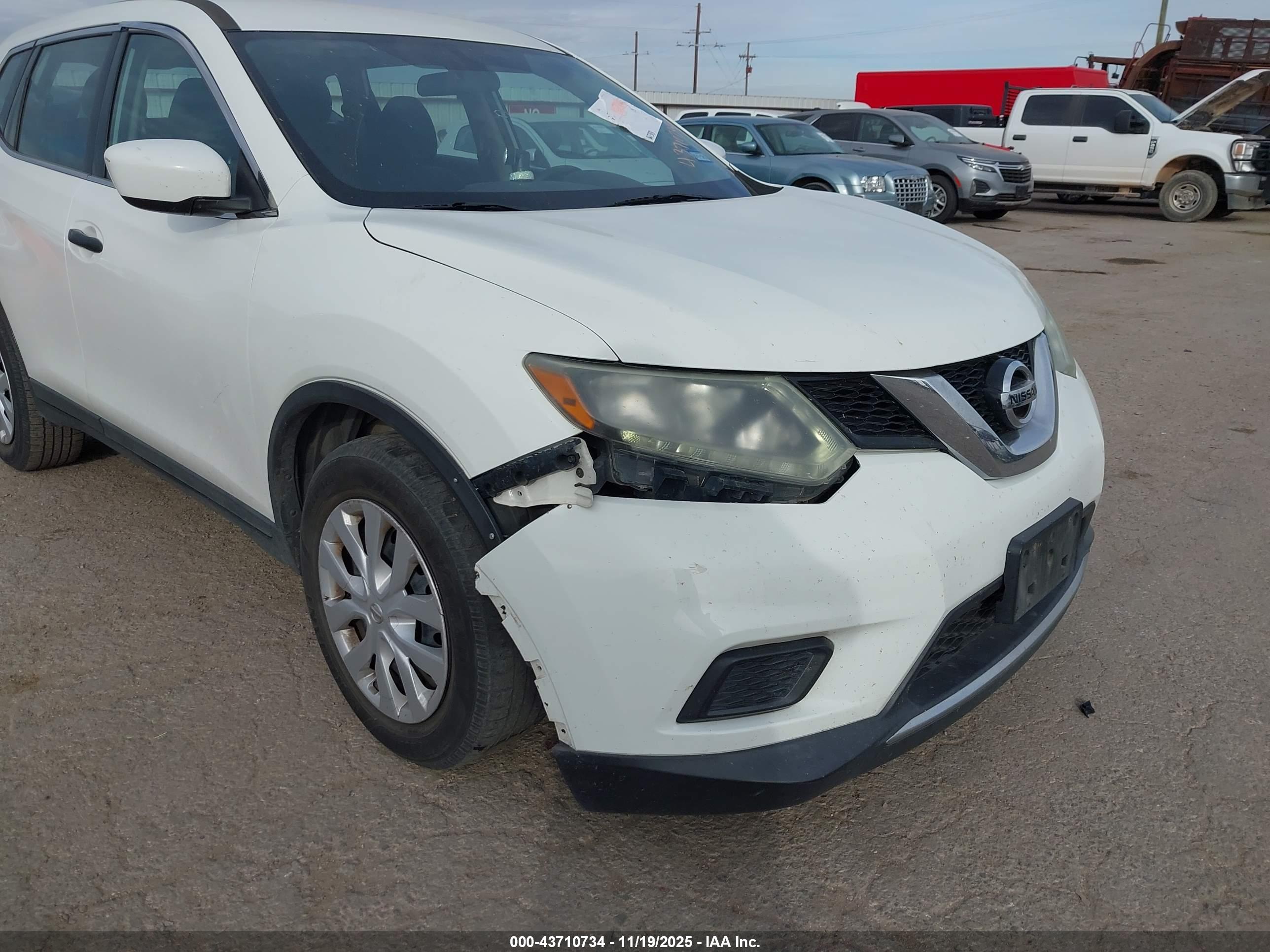 NISSAN ROGUE image 6