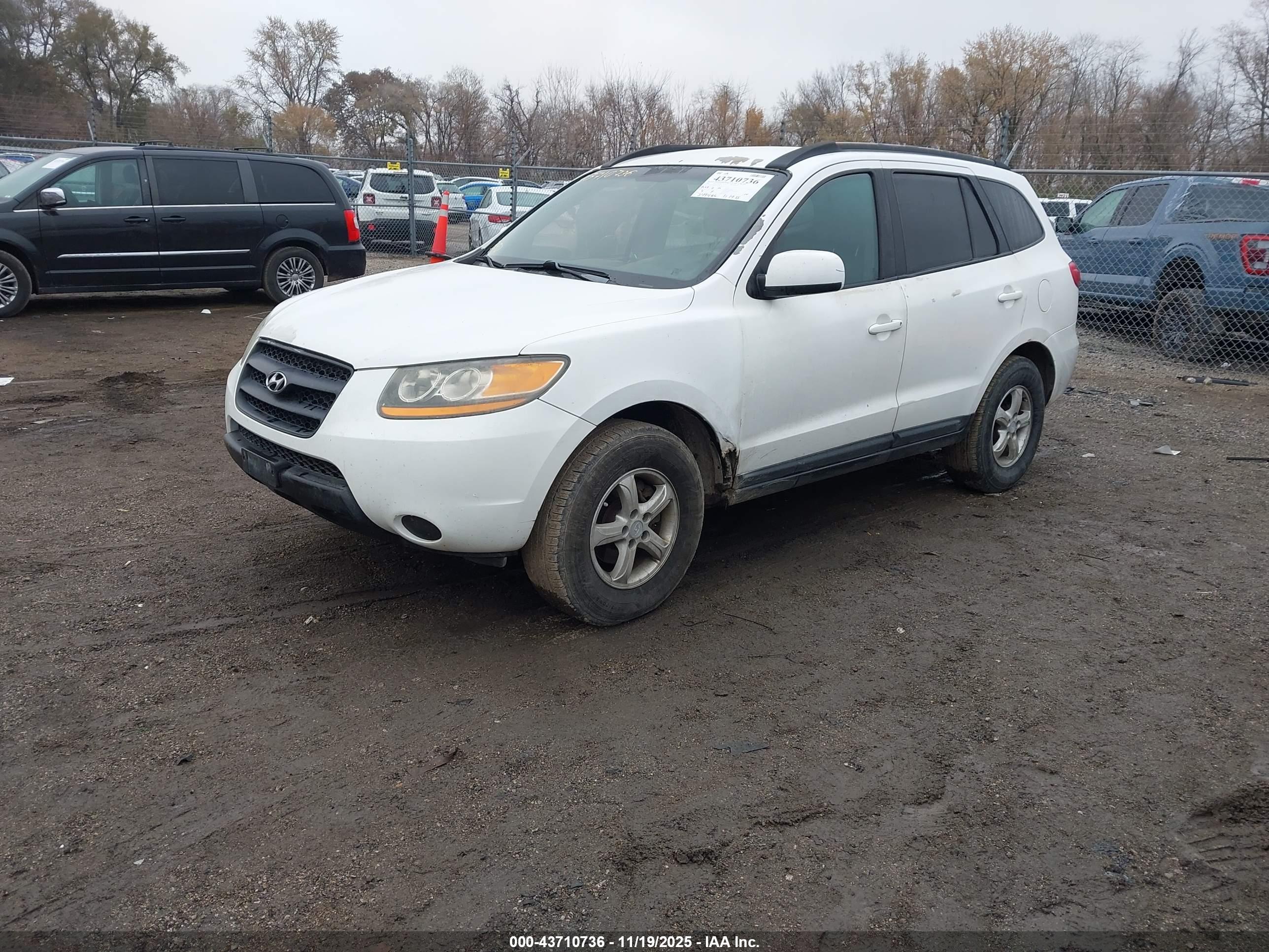 HYUNDAI SANTA image 2