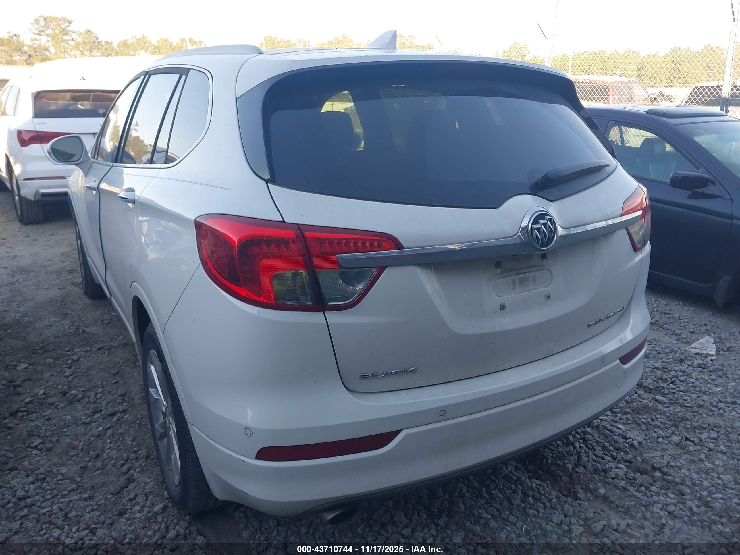 BUICK ENVISION image 6