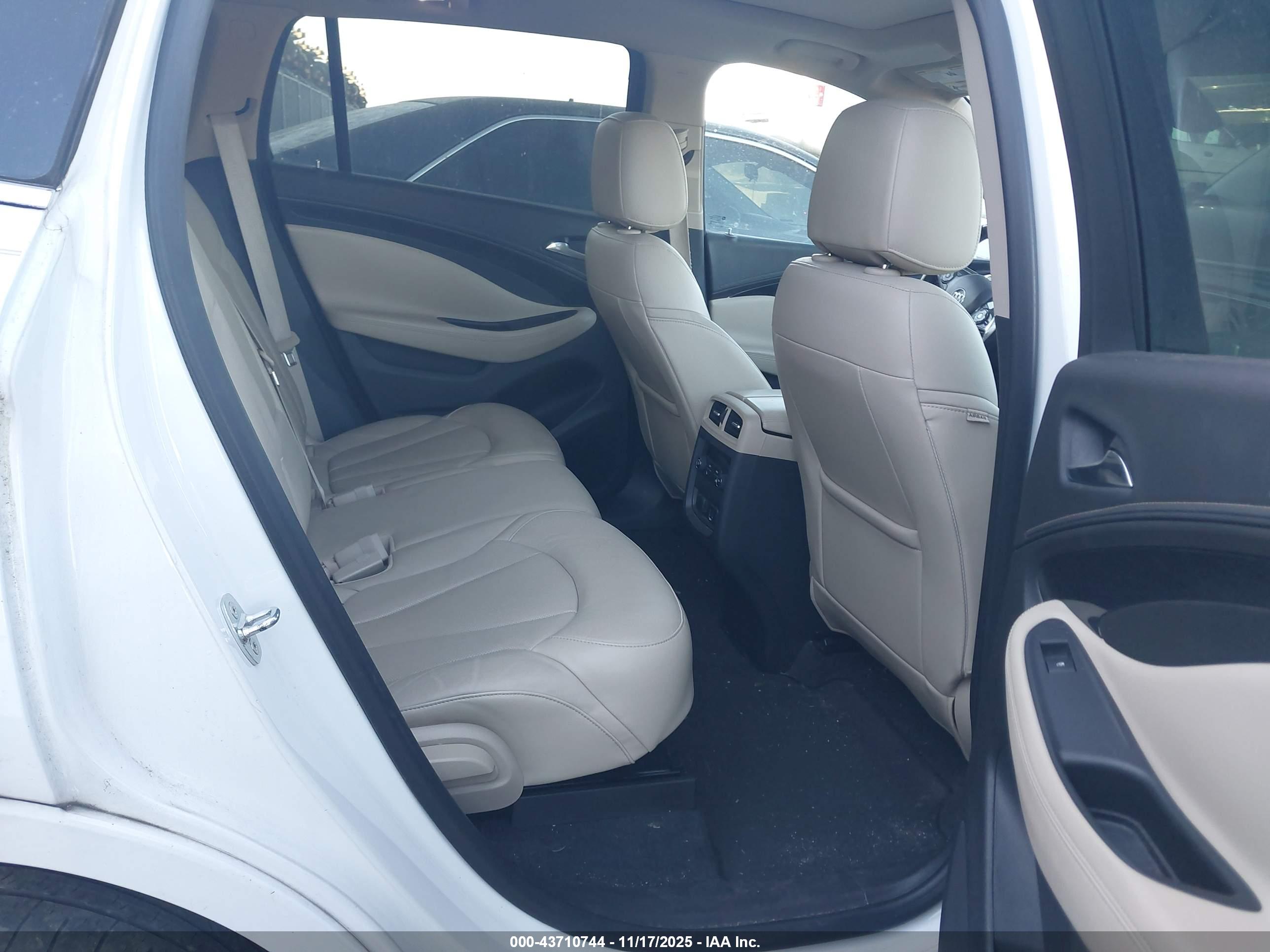 BUICK ENVISION image 8