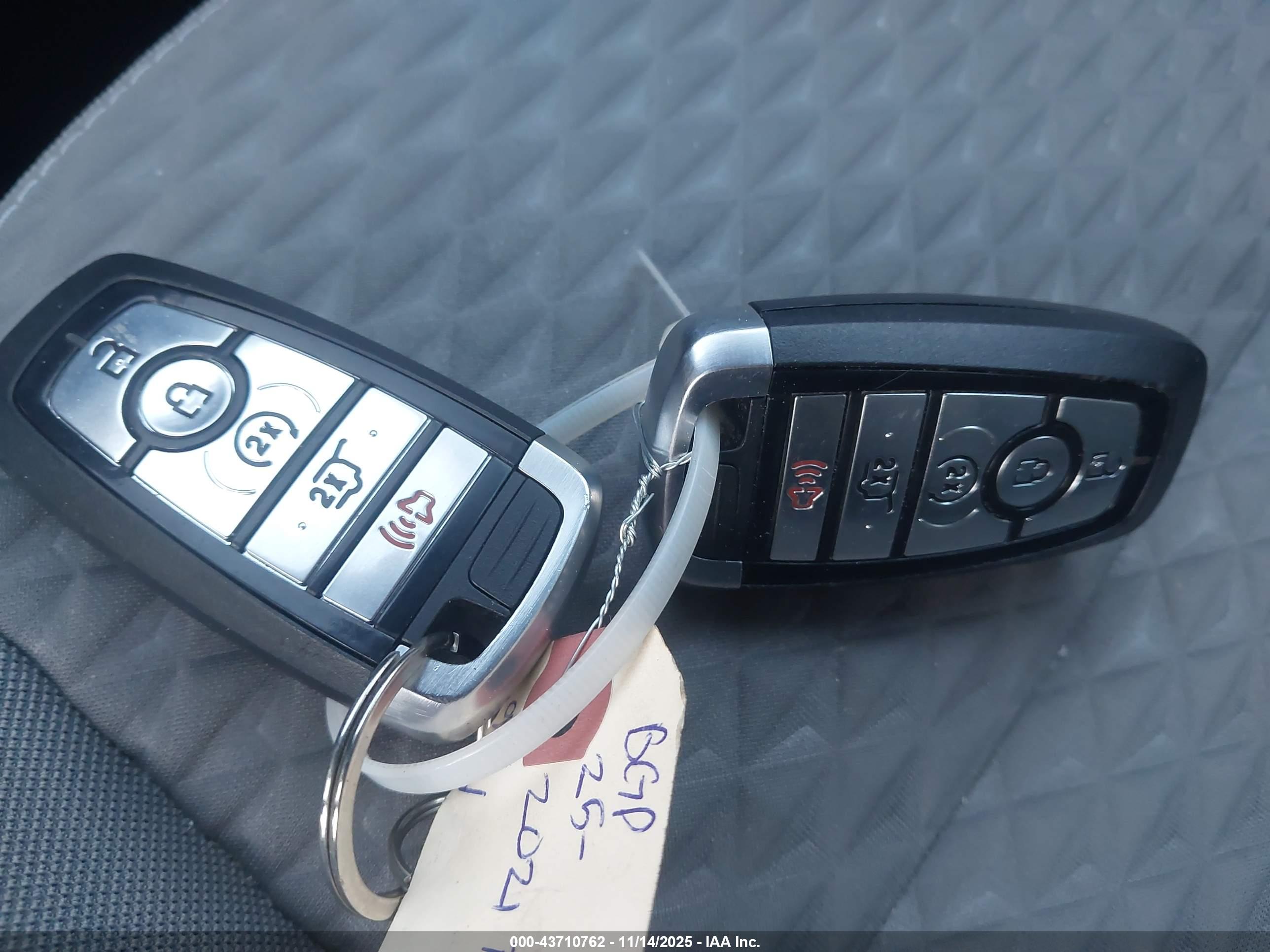 FORD ESCAPE image 11