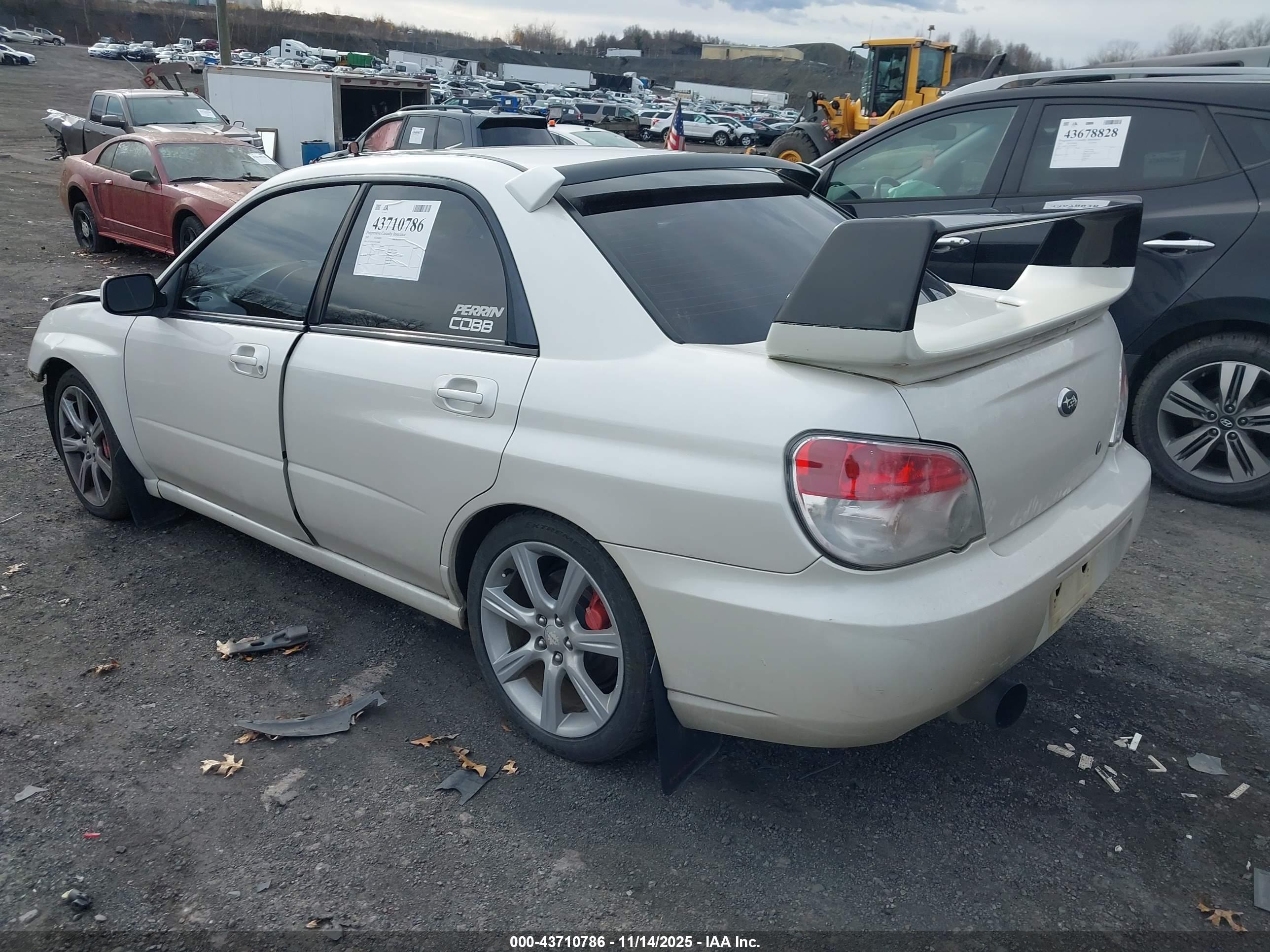 SUBARU IMPREZA image 3