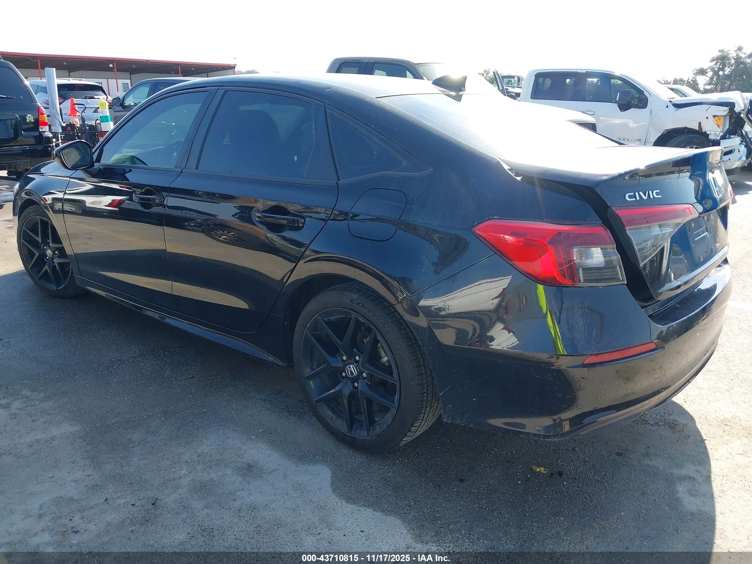 HONDA CIVIC image 3