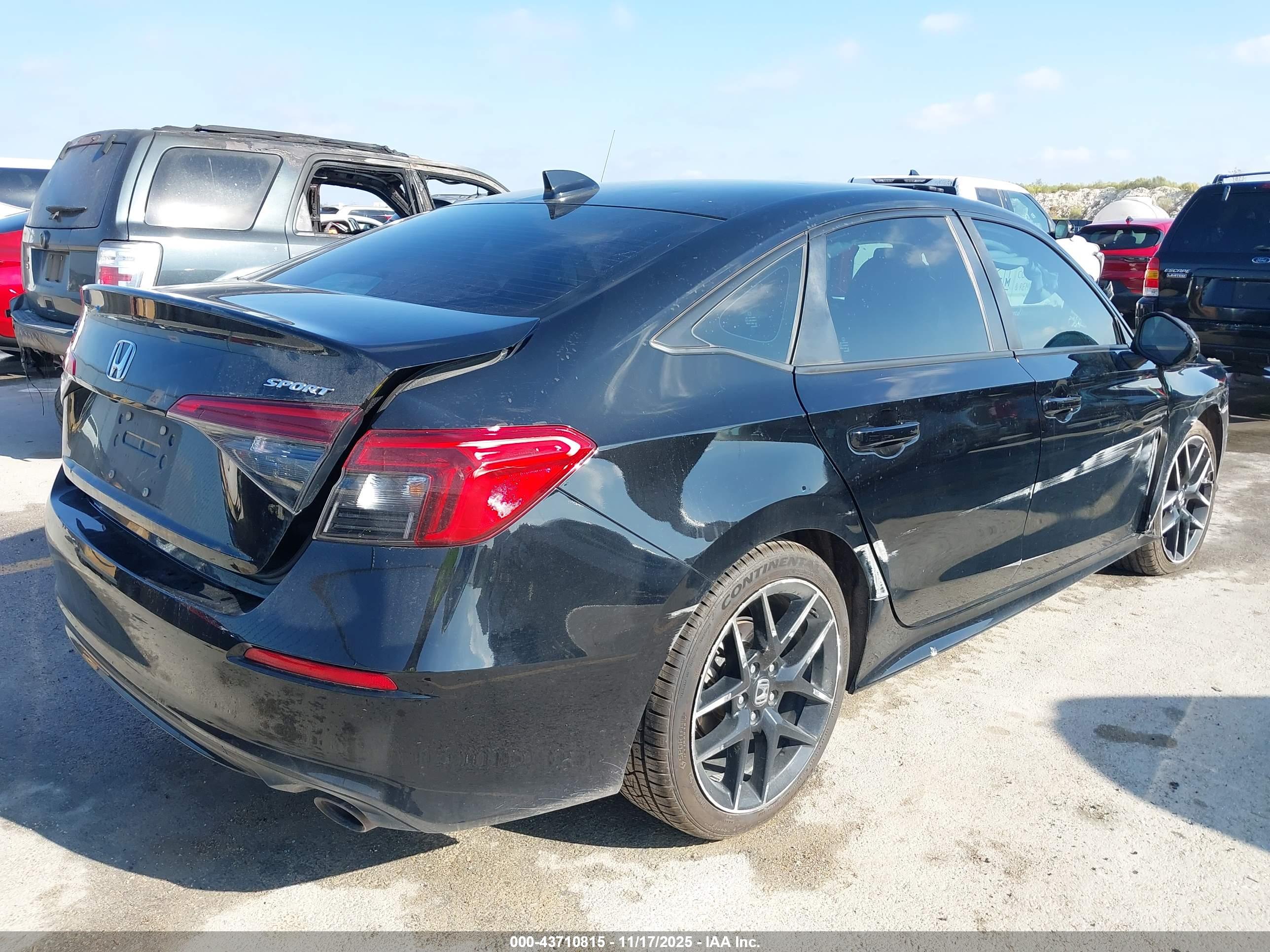 HONDA CIVIC image 4