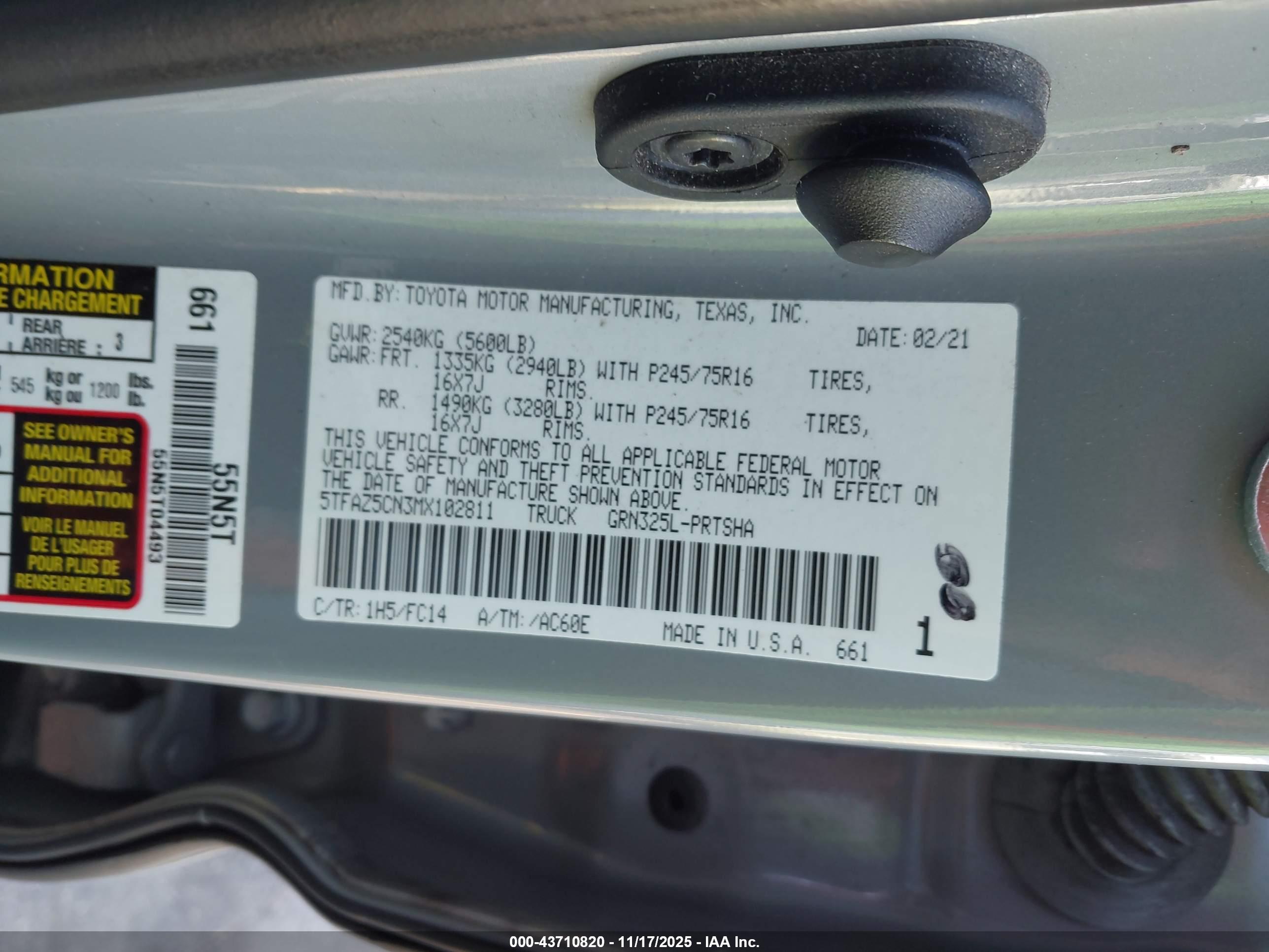 TOYOTA TACOMA image 9