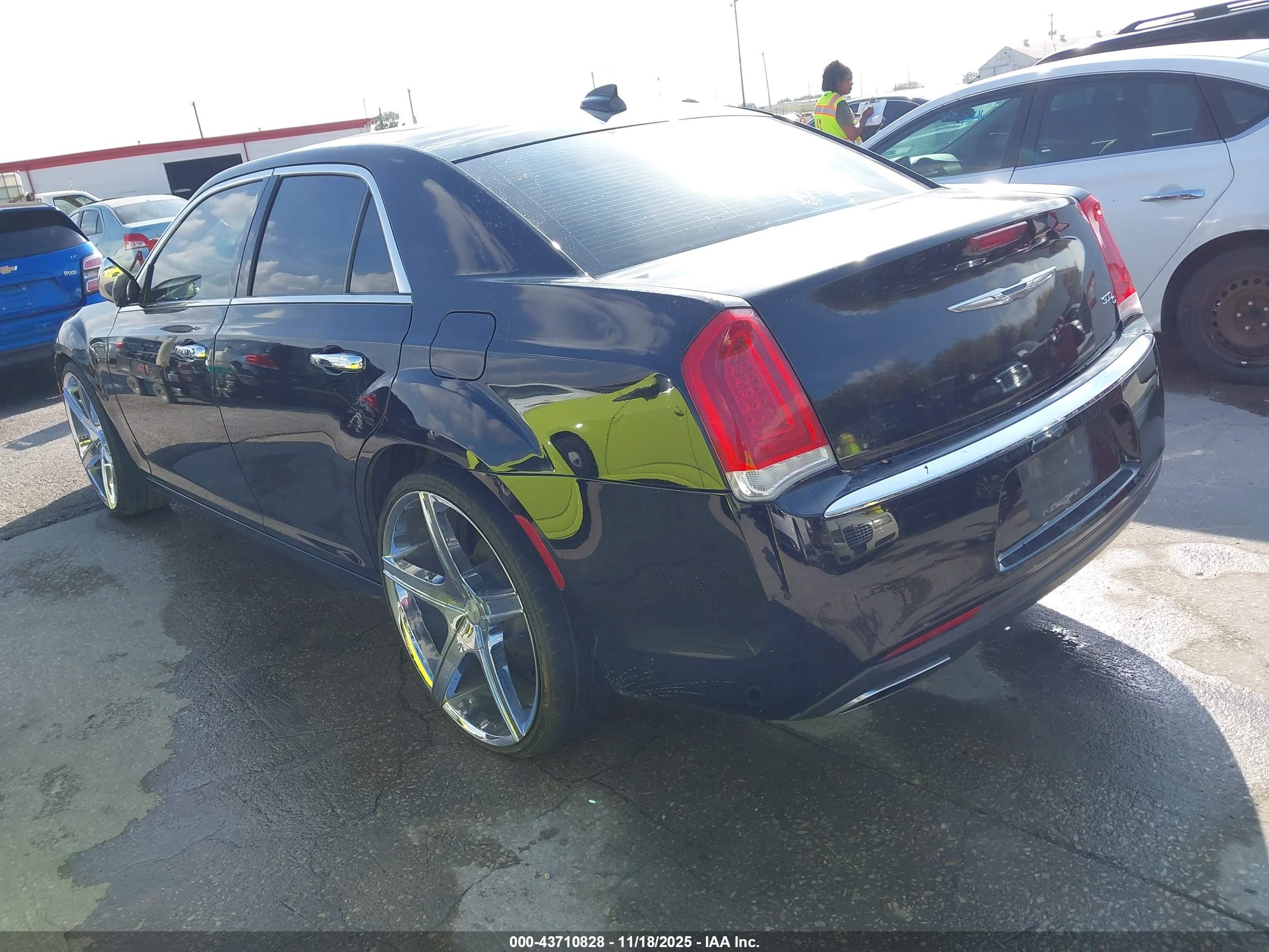 CHRYSLER 300C image 3