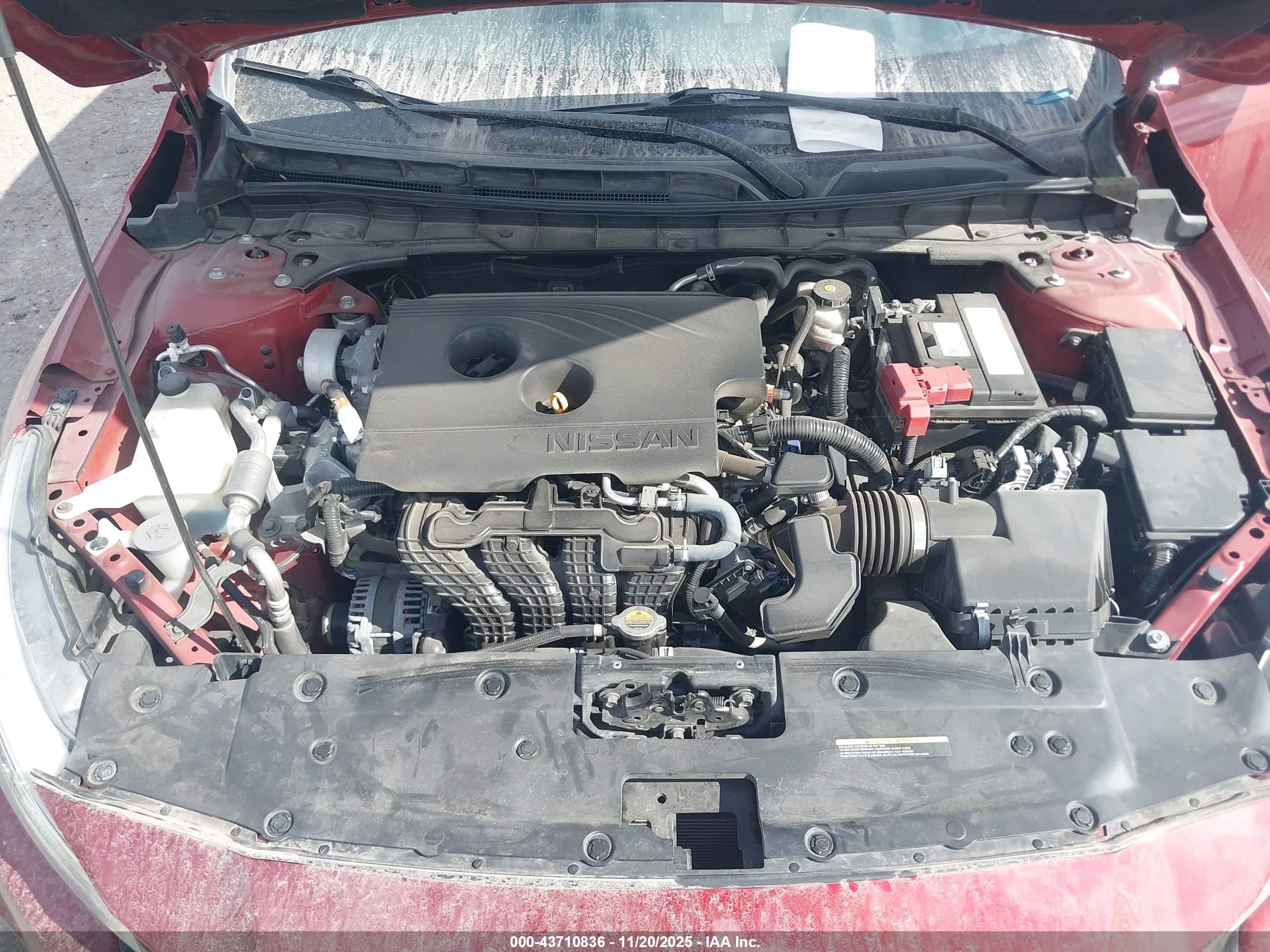 NISSAN ALTIMA image 10