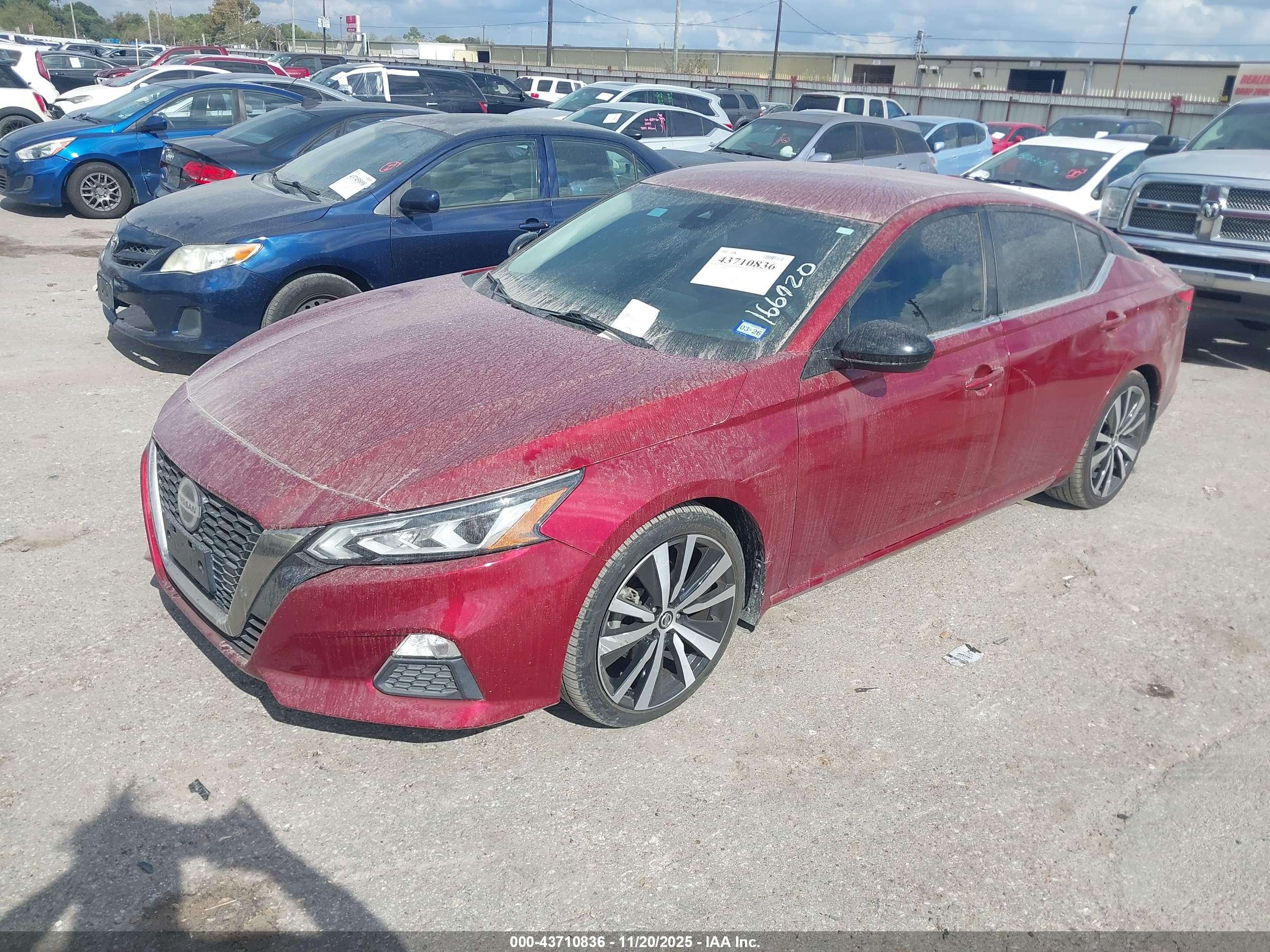 NISSAN ALTIMA image 2