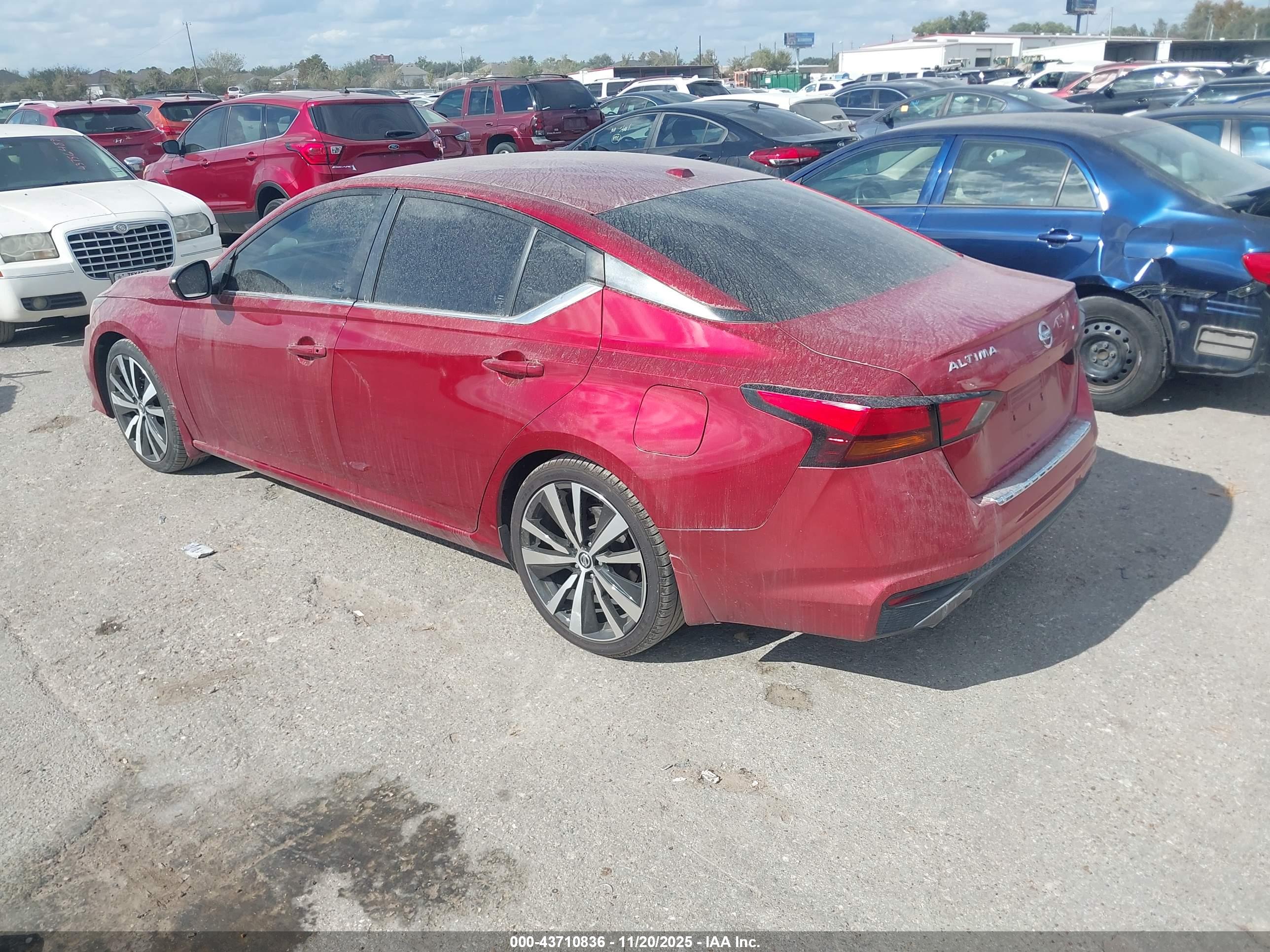 NISSAN ALTIMA image 3