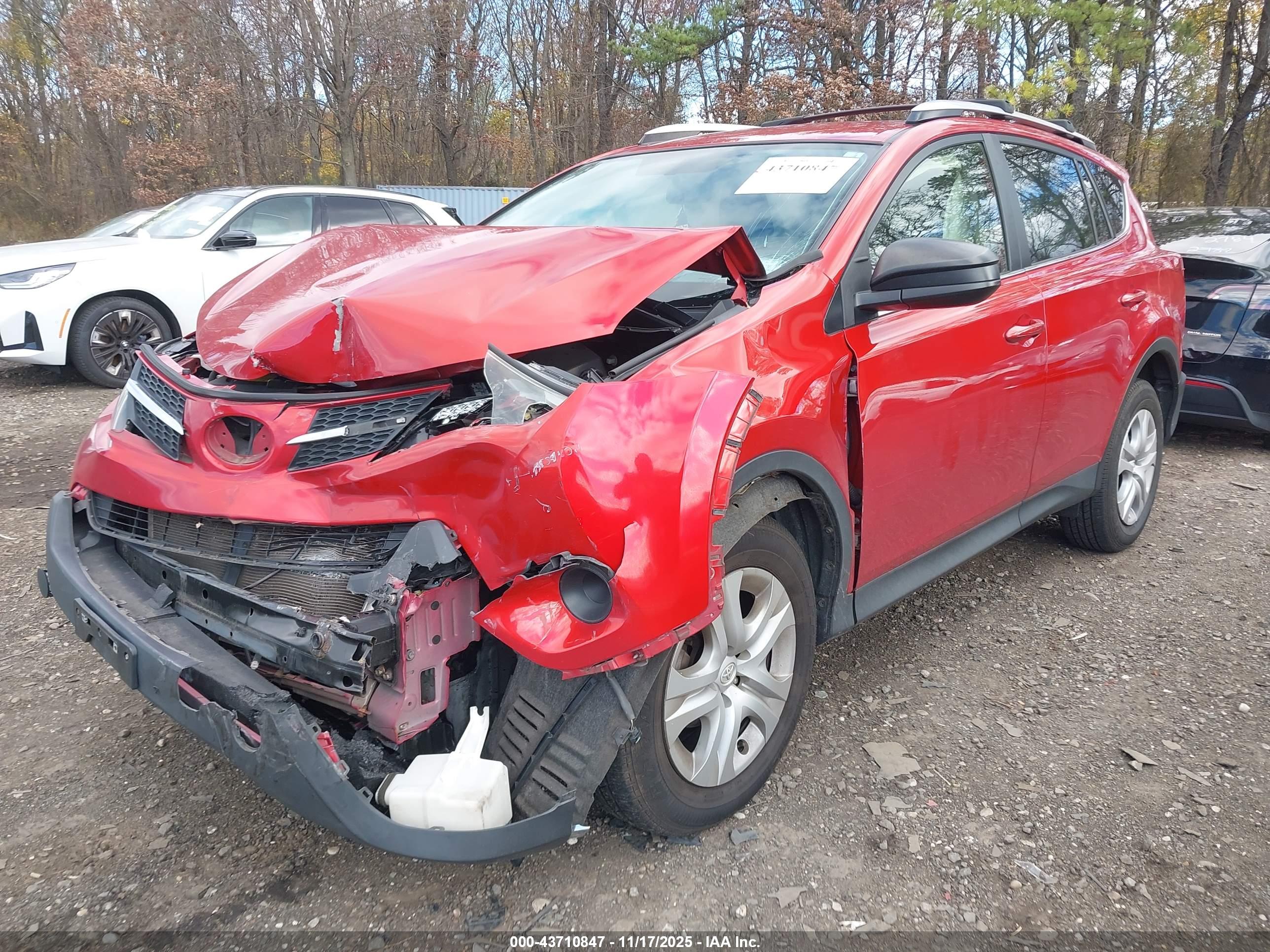 TOYOTA RAV4 image 2